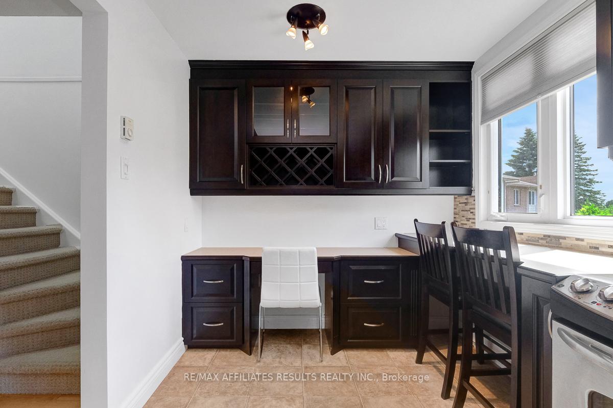 Photo 19 of Unit 6549B, 6549 Bilberry Drive, Ottawa, Convent Glen North — HOMEH