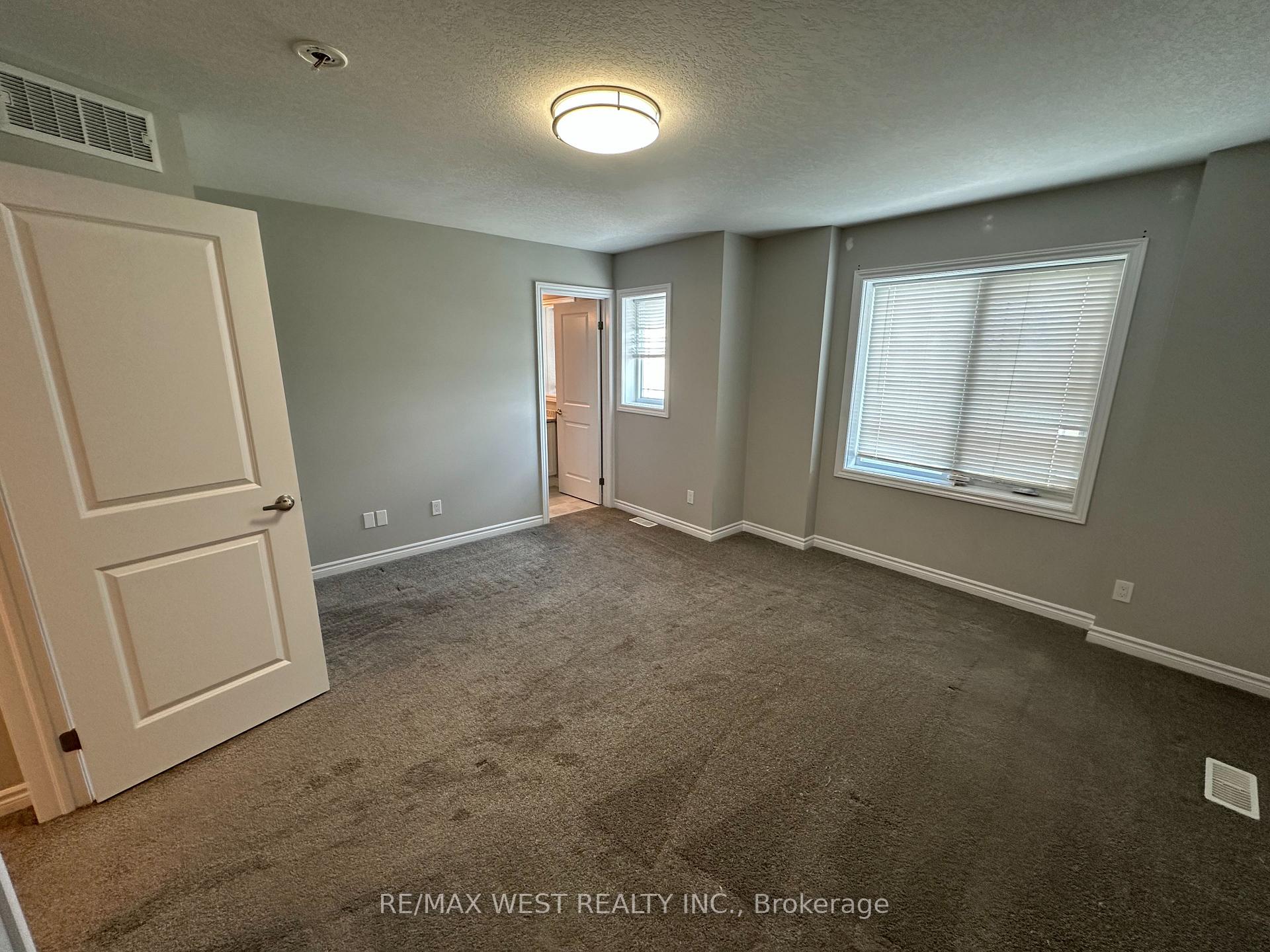 Photo 11 of 2753 Asima Drive, London, South U — HOMEH