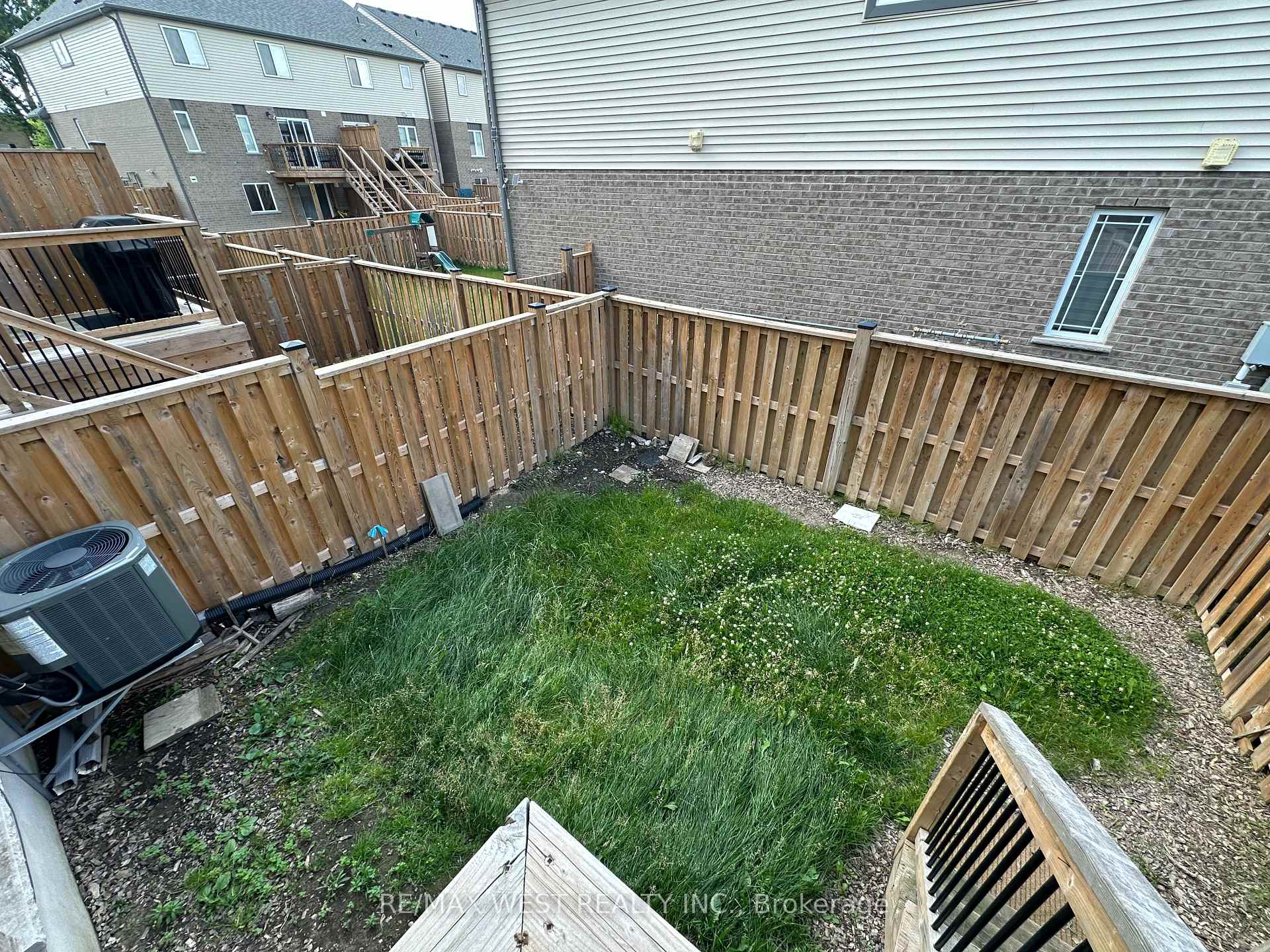 Photo 27 of 2753 Asima Drive, London, South U — HOMEH