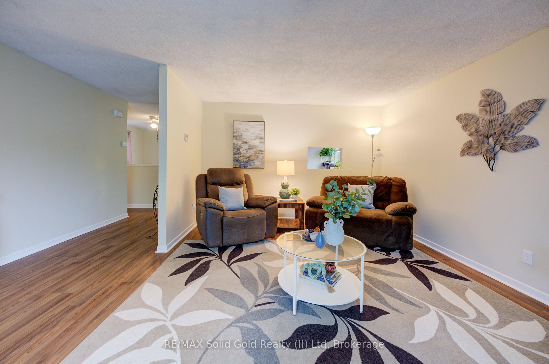 Photo 7 of Unit 38, 175 Elm Ridge Drive, Kitchener, Forest Heights — HOMEH