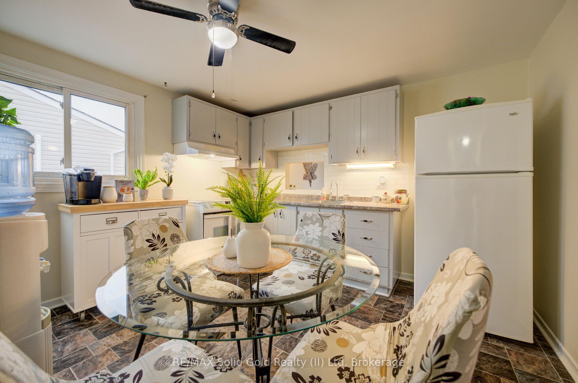 Photo 10 of Unit 38, 175 Elm Ridge Drive, Kitchener, Forest Heights — HOMEH