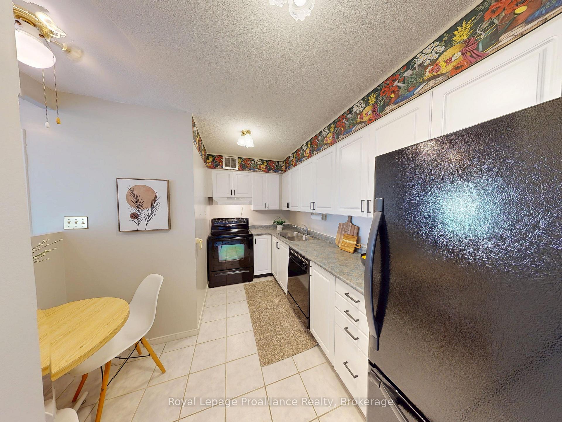 Photo 8 of Unit 701, 350 Front Street, Belleville, Belleville Ward — HOMEH