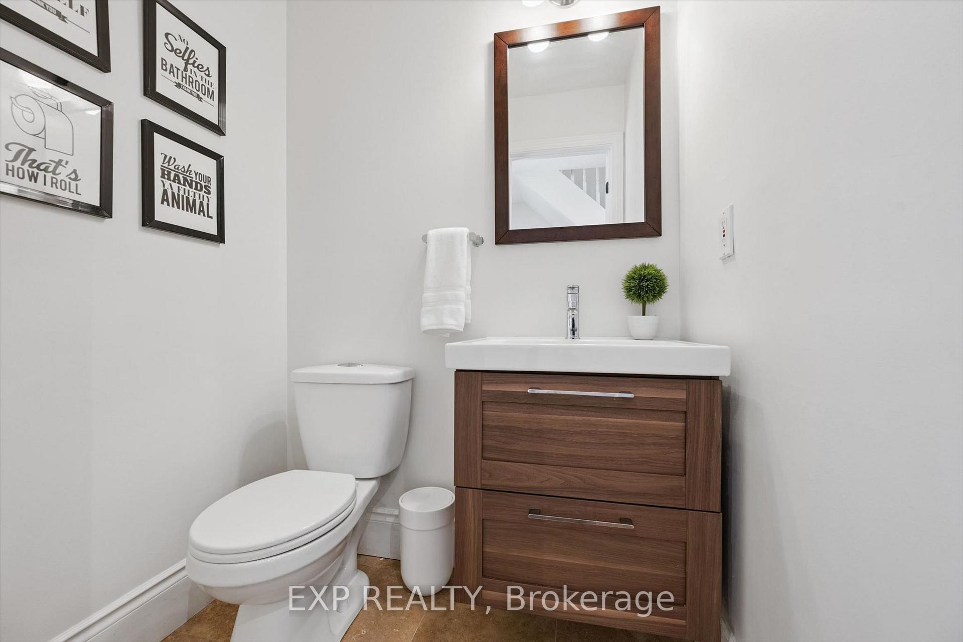 Photo 7 of 6220 Kindree Circle, Mississauga, Meadowvale — HOMEH