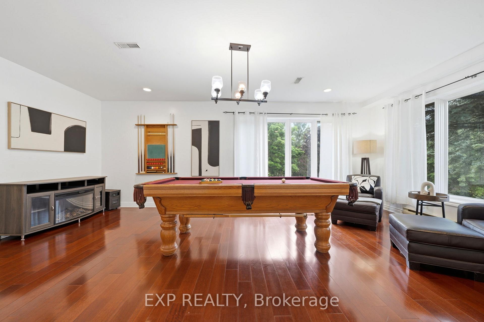 Photo 16 of 9823 Corkery Road, Hamilton Township, Baltimore — HOMEH