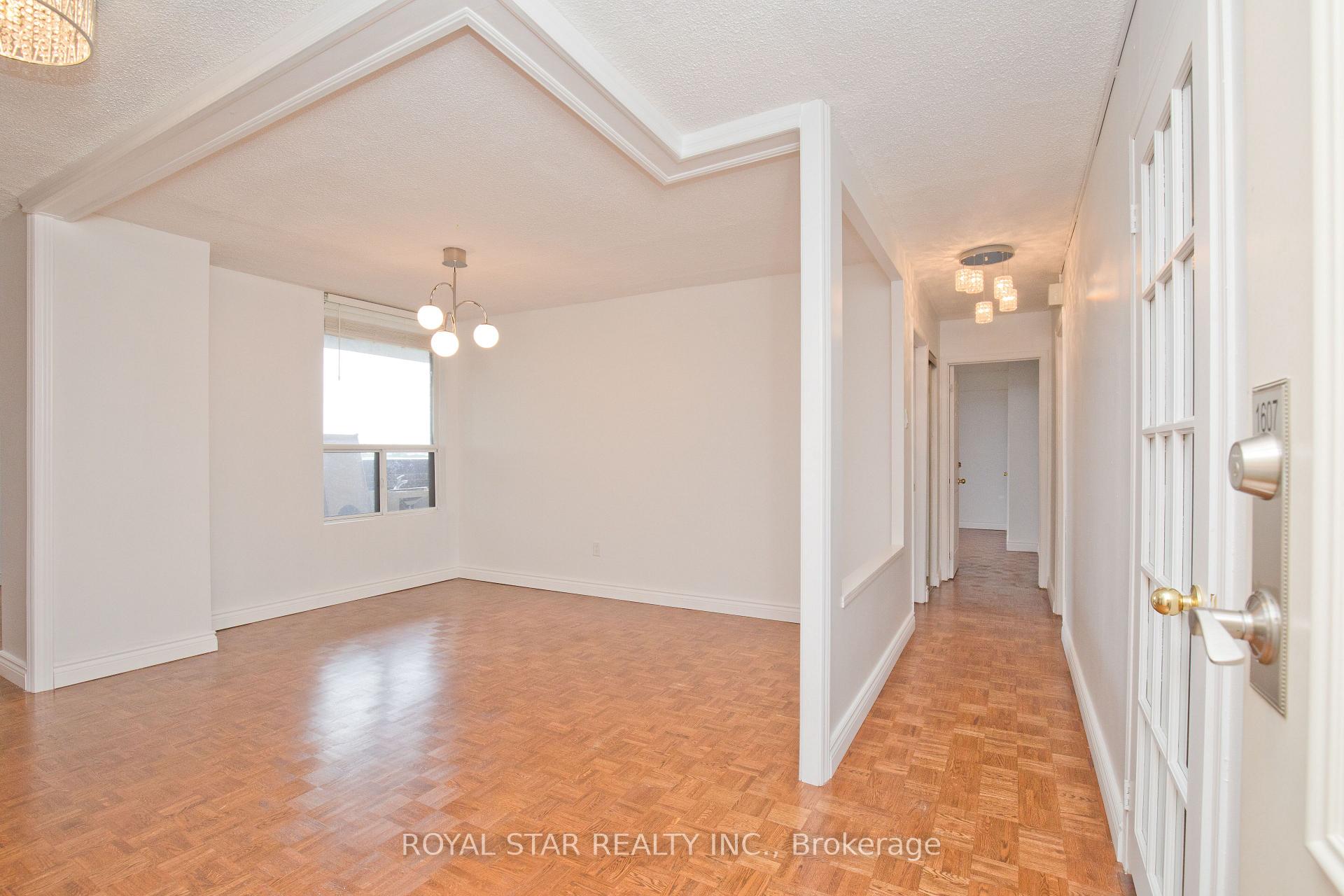 Photo 5 of Unit 1607, 1535 Lakeshore Road E, Mississauga, Lakeview — HOMEH