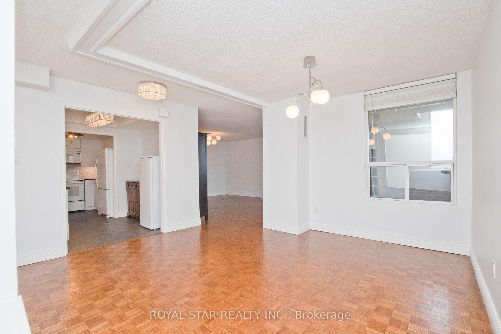 Photo 6 of Unit 1607, 1535 Lakeshore Road E, Mississauga, Lakeview — HOMEH