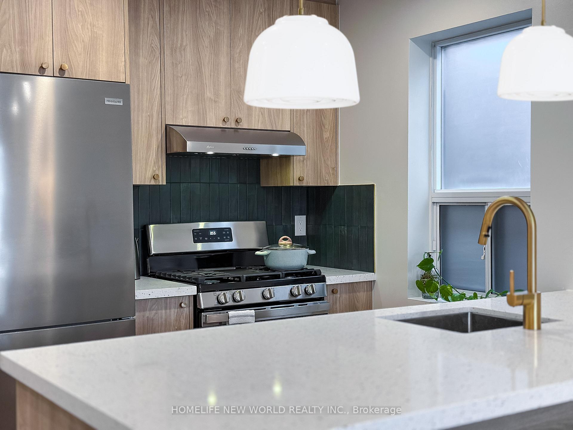 Photo 2 of Unit Upper, 27 Marigold Avenue, Toronto, South Riverdale — HOMEH