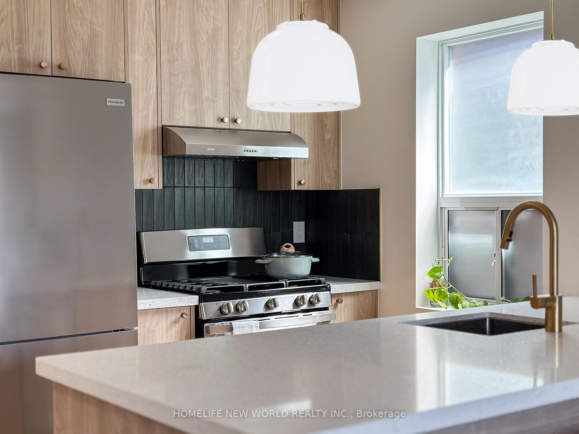 Photo 3 of Unit Upper, 27 Marigold Avenue, Toronto, South Riverdale — HOMEH