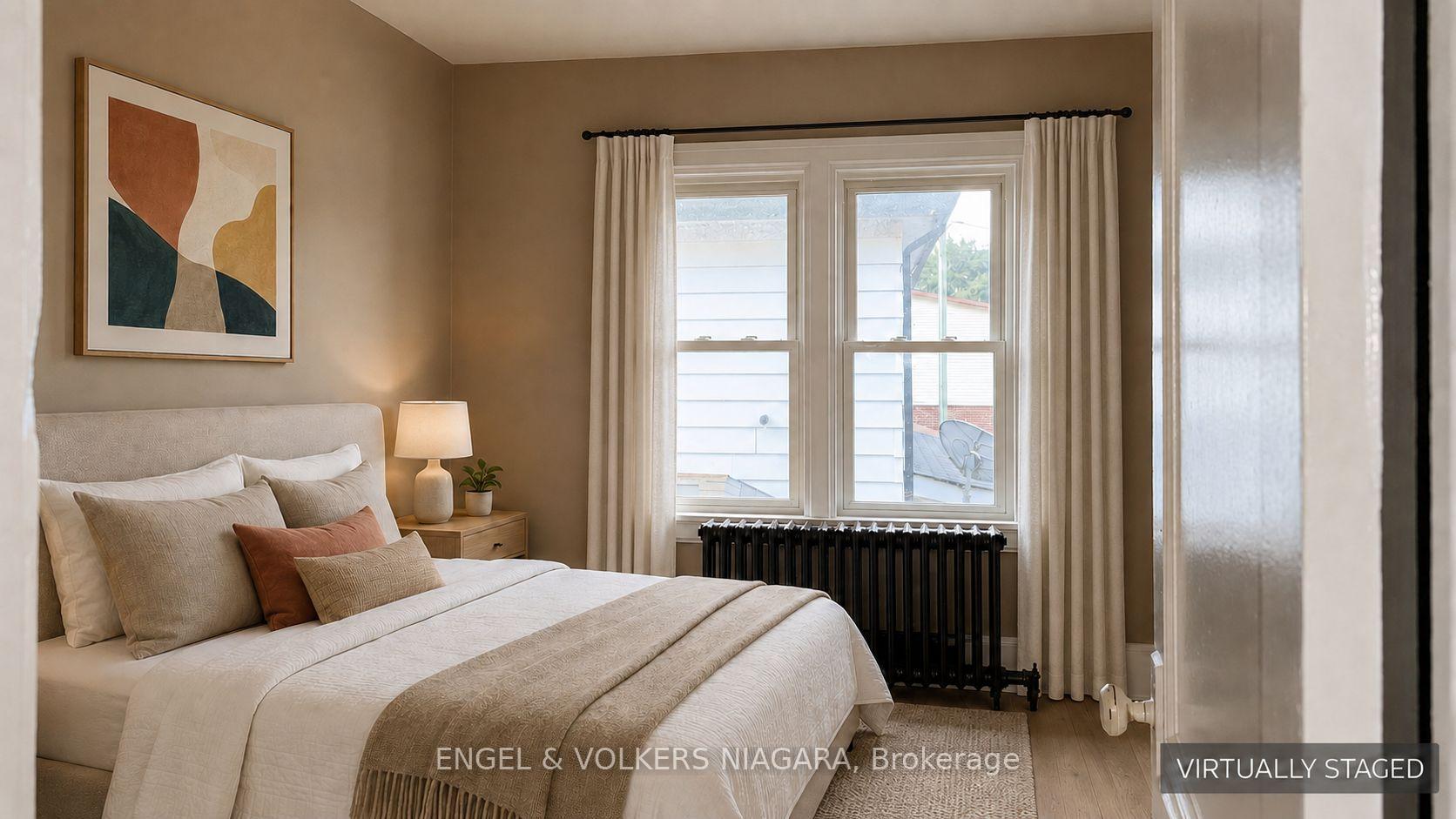 Photo 4 of 5042 Huron Street N, Niagara Falls, Cherrywood — HOMEH