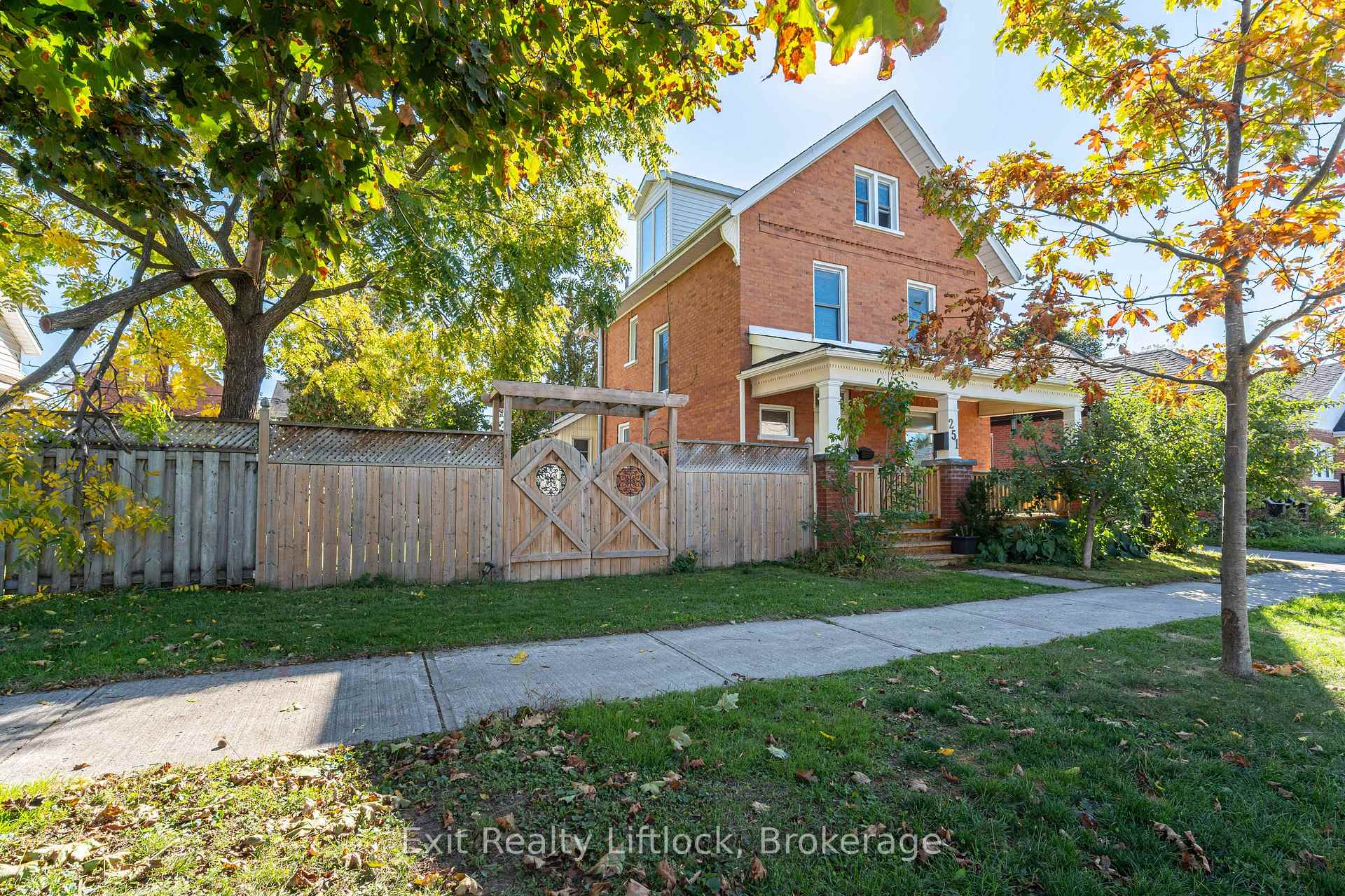 Front of 251 Prince Street