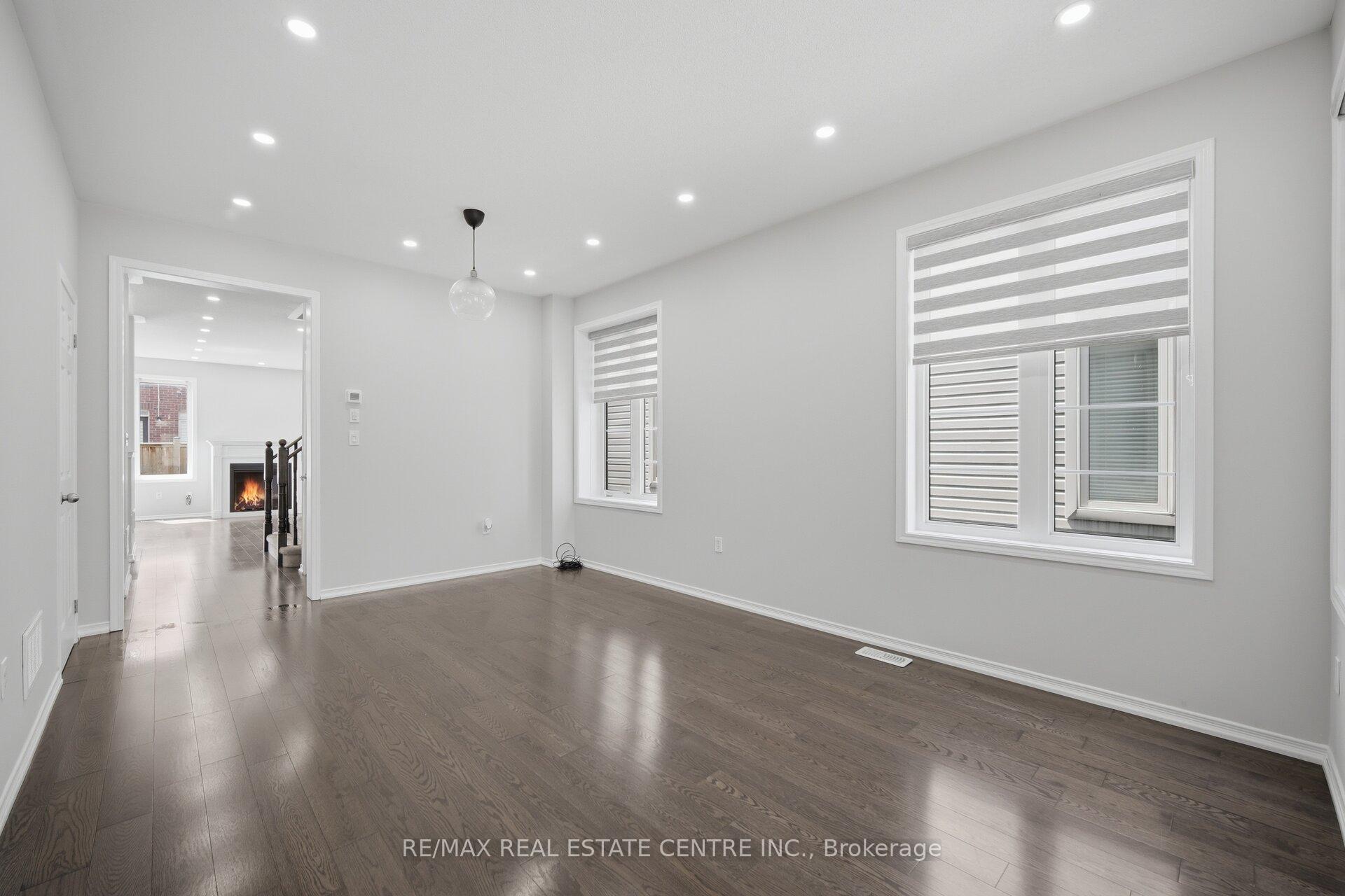 Photo 14 of 570 Windfields Farm Drive, Oshawa, Windfields — HOMEH