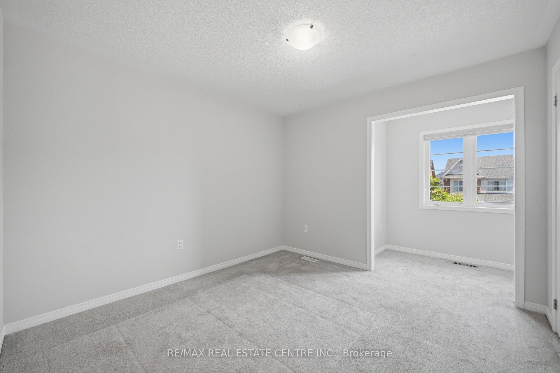 Photo 25 of 570 Windfields Farm Drive, Oshawa, Windfields — HOMEH