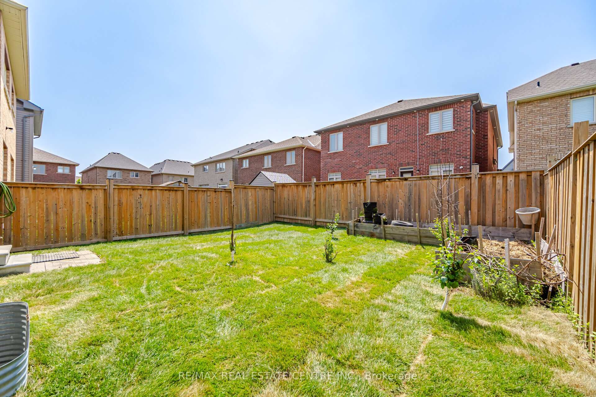 Photo 48 of 570 Windfields Farm Drive, Oshawa, Windfields — HOMEH