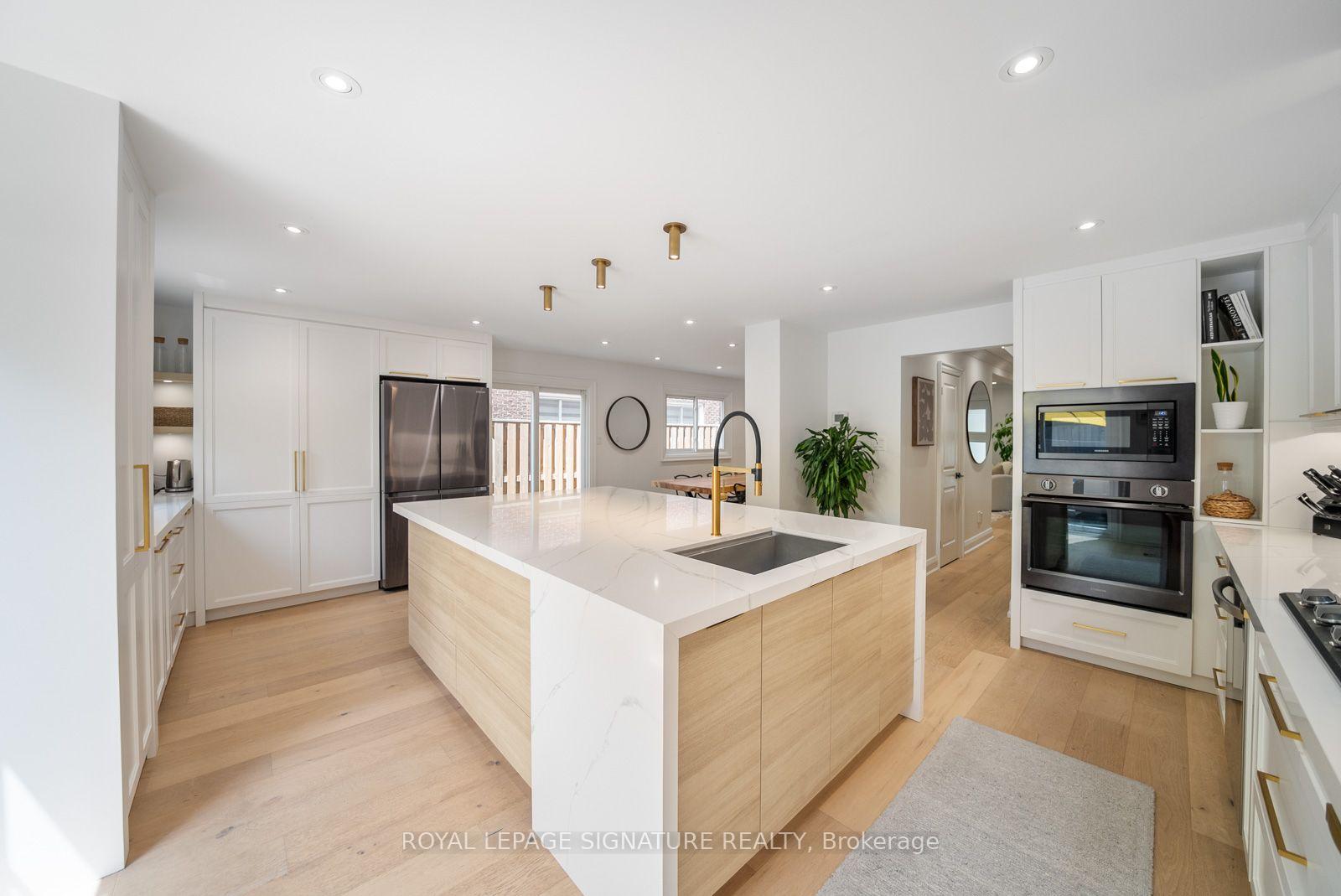 Photo 16 of 4194 Trellis Crescent, Mississauga, Erin Mills — HOMEH