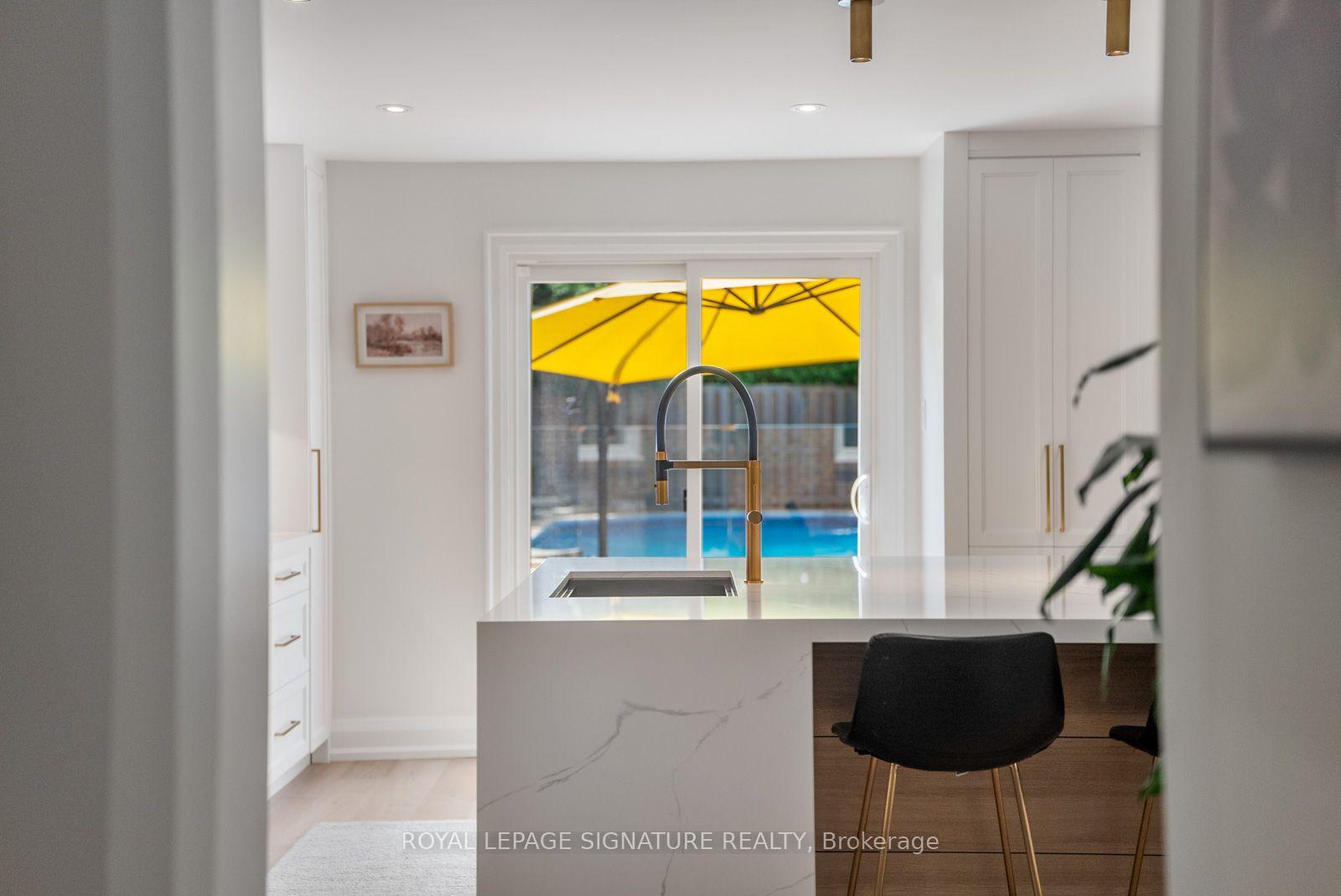Photo 19 of 4194 Trellis Crescent, Mississauga, Erin Mills — HOMEH