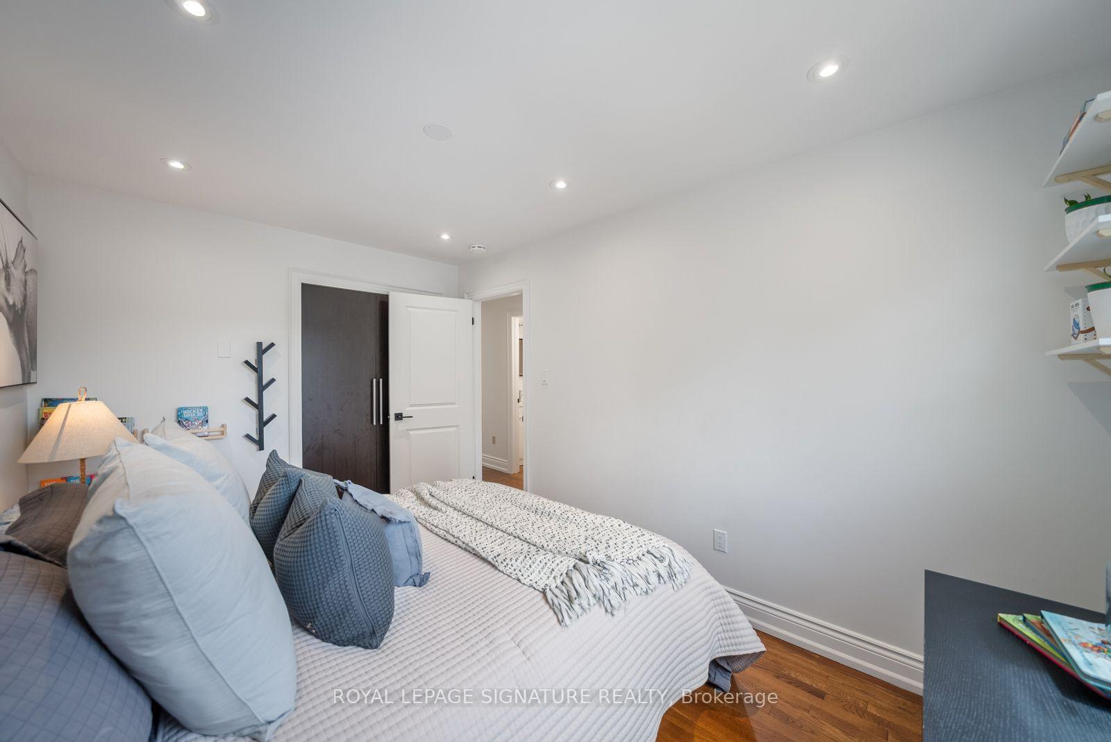 Photo 32 of 4194 Trellis Crescent, Mississauga, Erin Mills — HOMEH