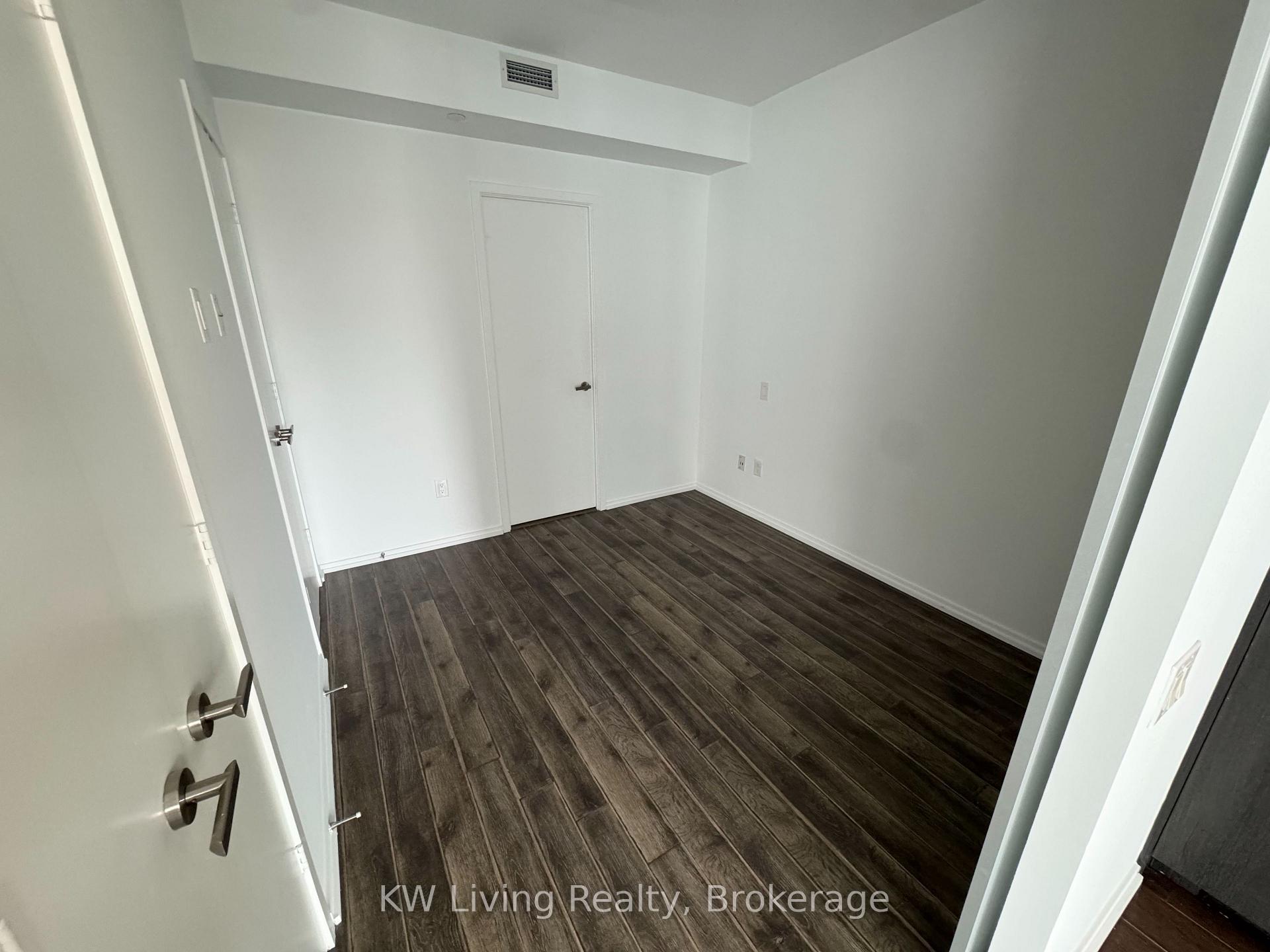 Photo 4 of Unit 801, 45 Charles Street E, Toronto, Church-Yonge Corridor — HOMEH