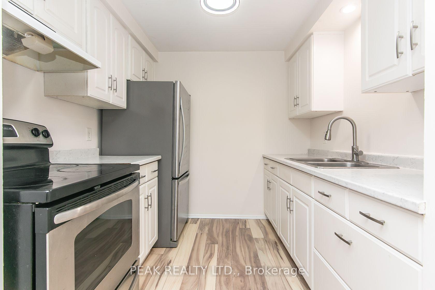 Photo 15 of Unit 7, 279 Sandowne Drive, Waterloo, Huron Park — HOMEH