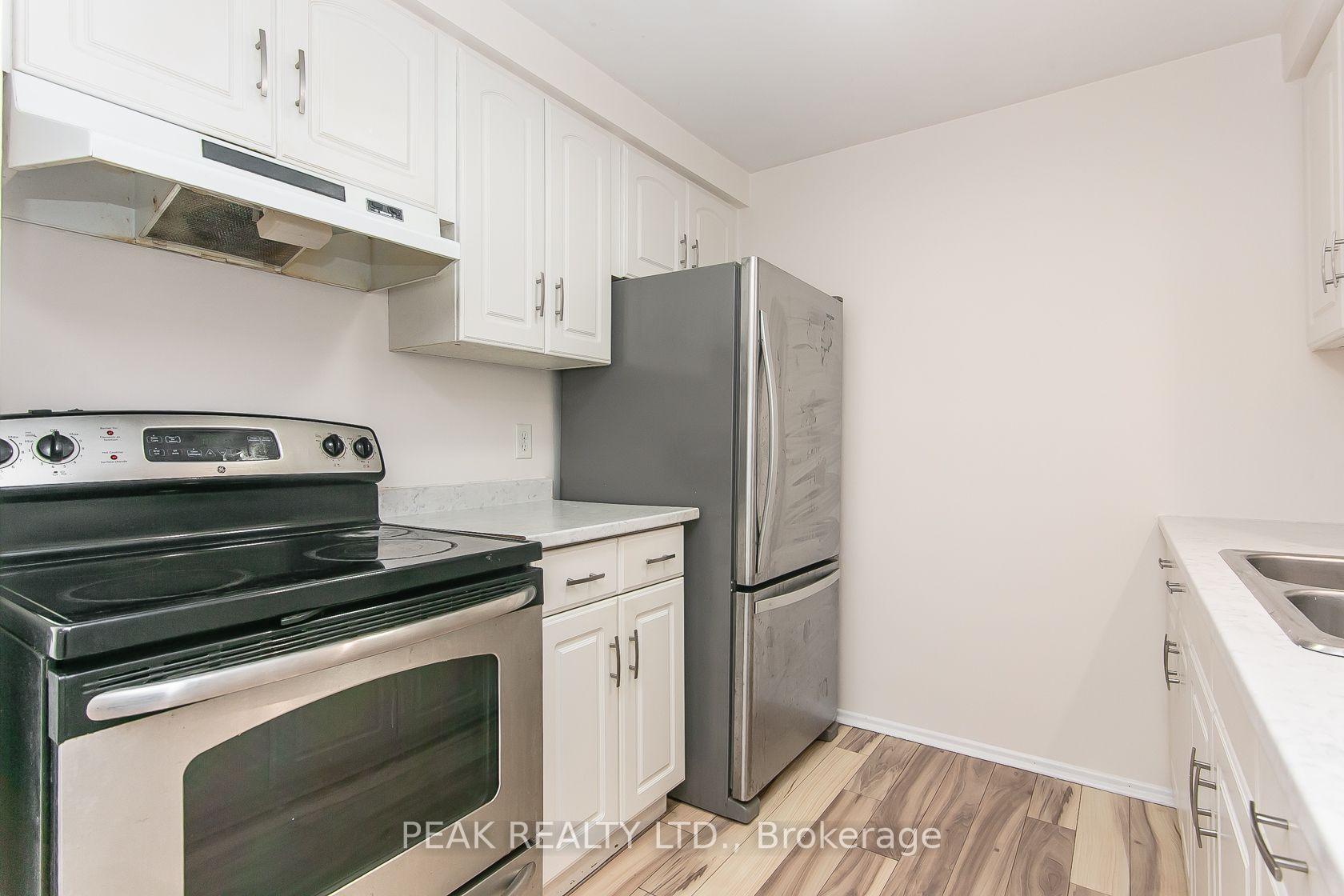 Photo 16 of Unit 7, 279 Sandowne Drive, Waterloo, Huron Park — HOMEH
