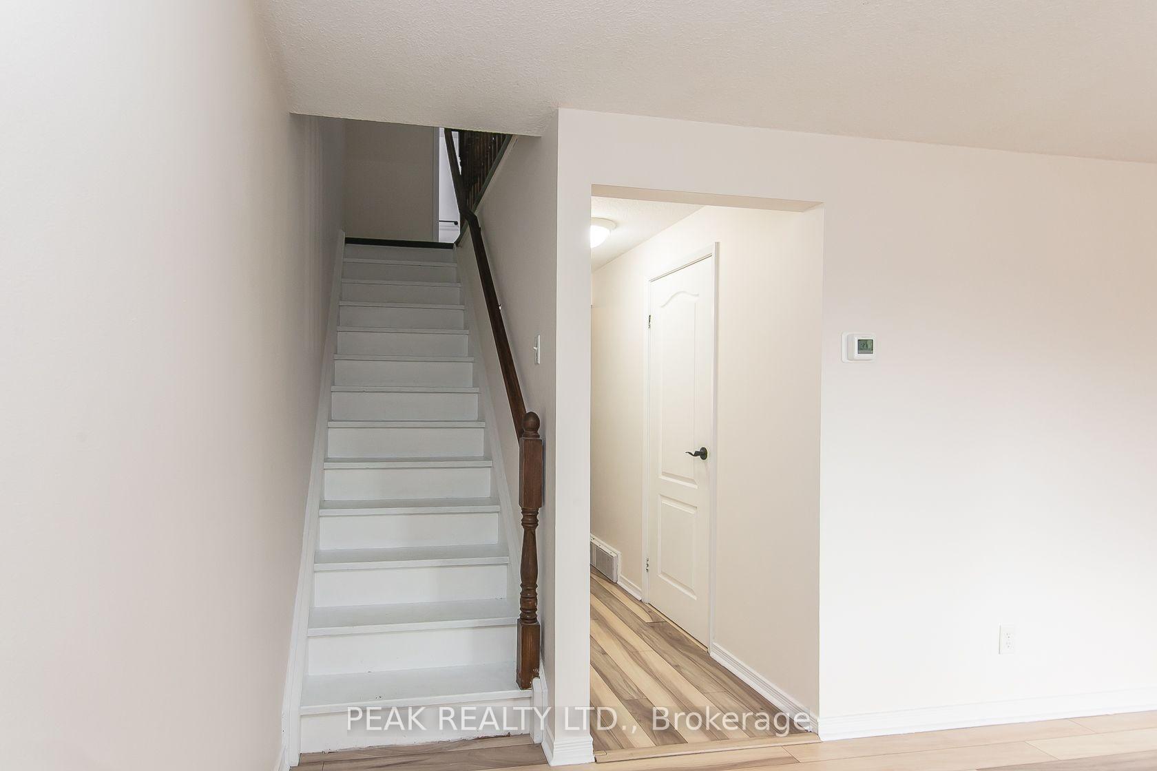 Photo 22 of Unit 7, 279 Sandowne Drive, Waterloo, Huron Park — HOMEH