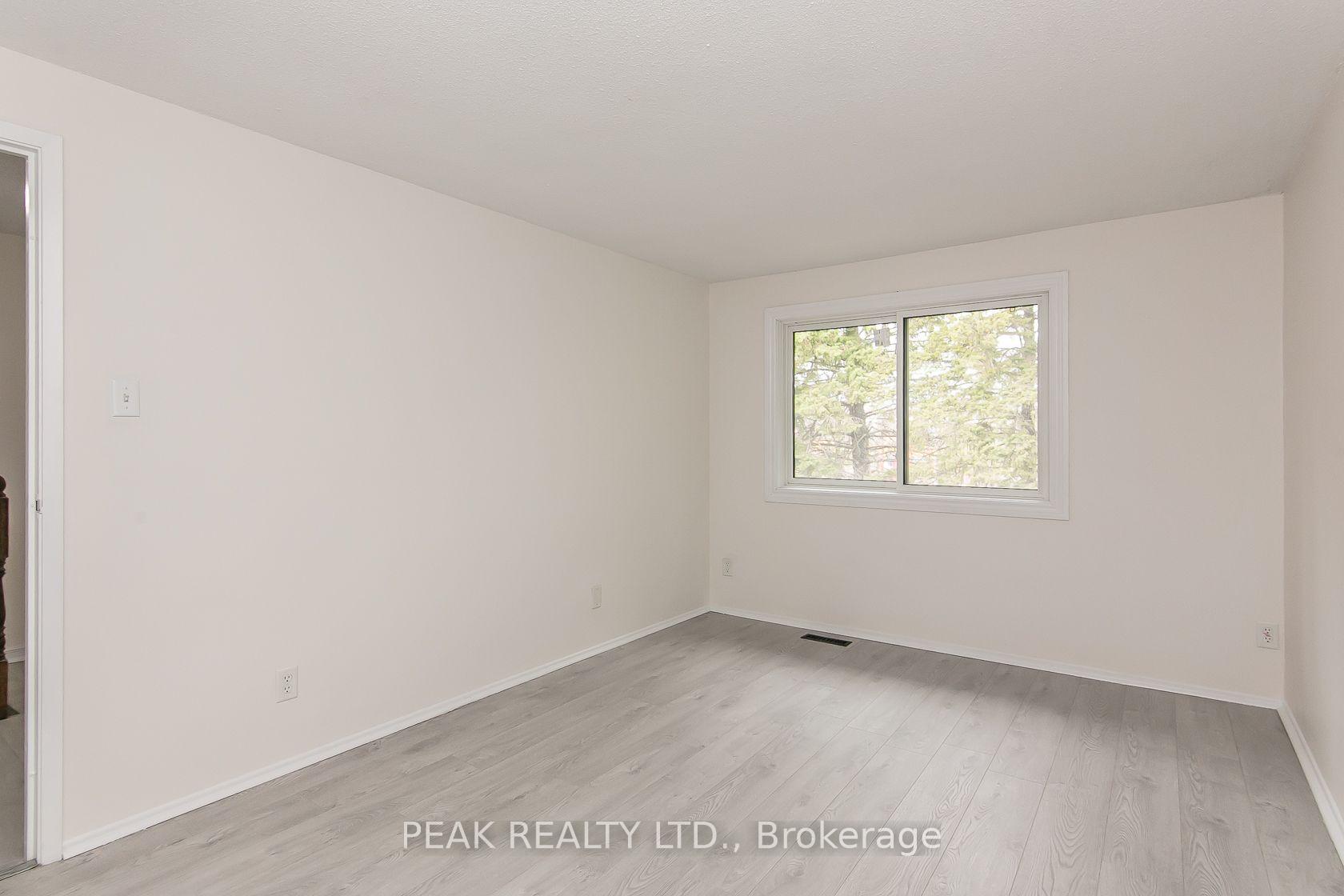 Photo 29 of Unit 7, 279 Sandowne Drive, Waterloo, Huron Park — HOMEH