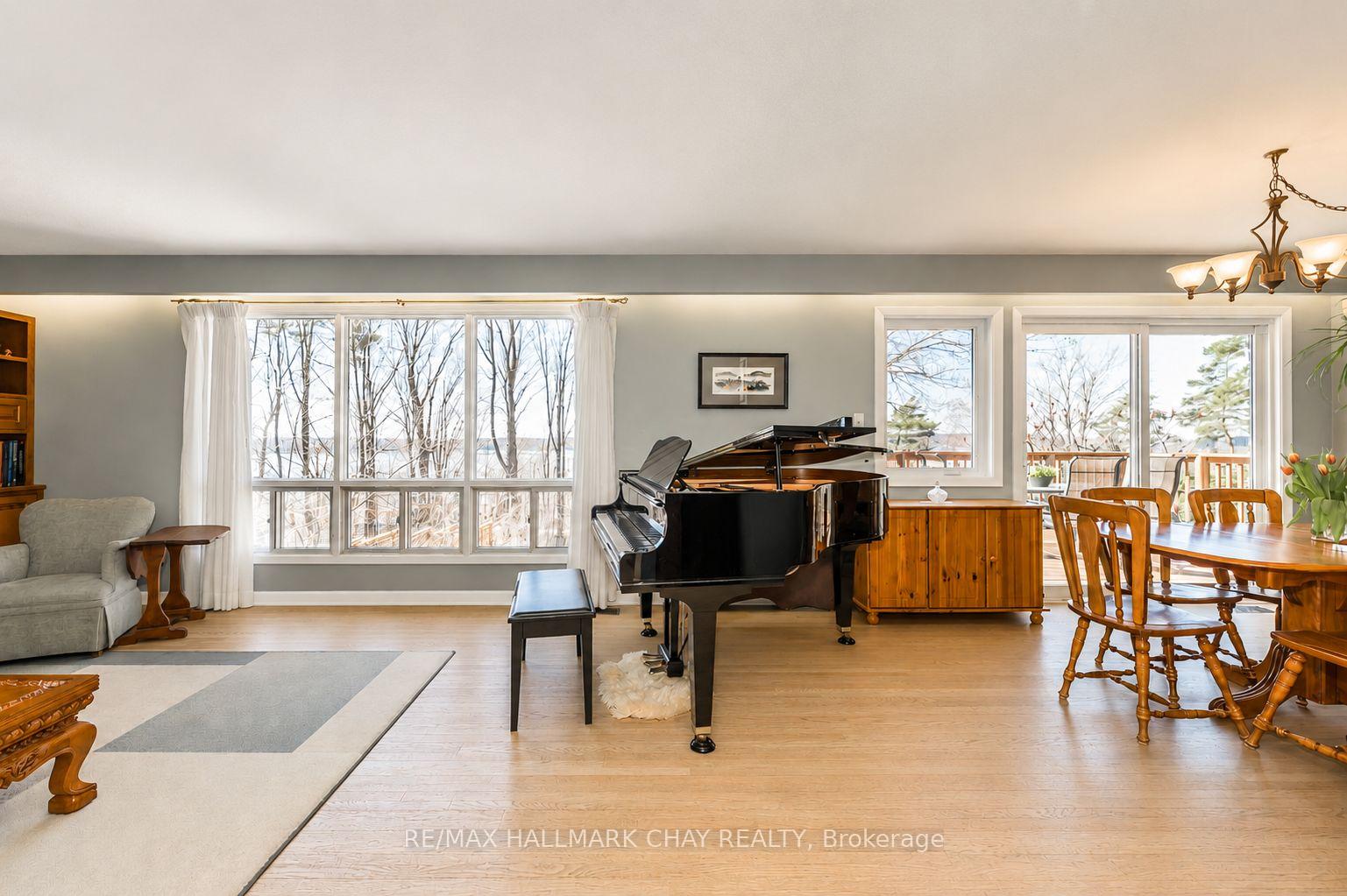 Photo 6 of 365 Codrington Street, Barrie, Codrington — HOMEH