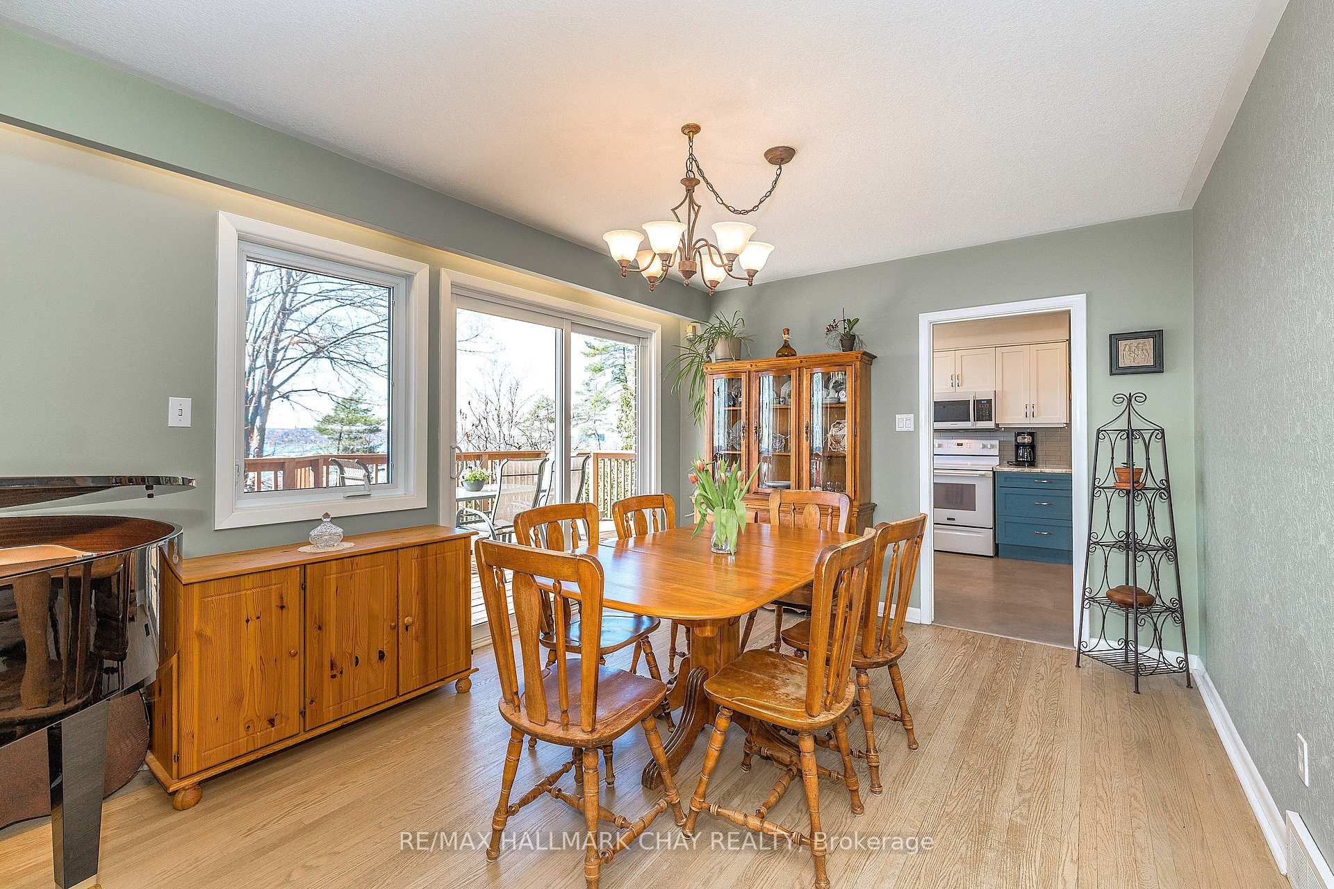 Photo 8 of 365 Codrington Street, Barrie, Codrington — HOMEH