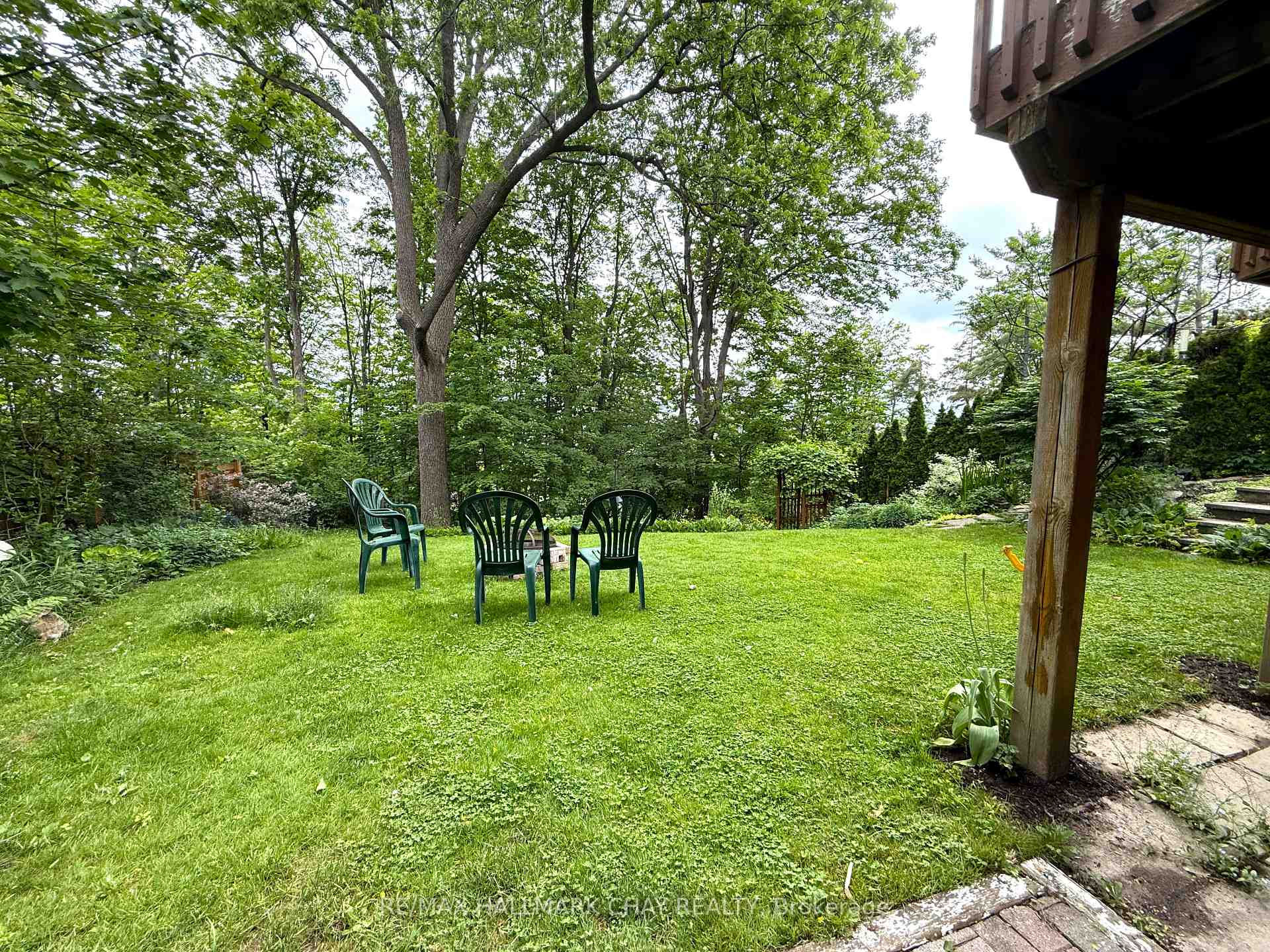 Photo 37 of 365 Codrington Street, Barrie, Codrington — HOMEH