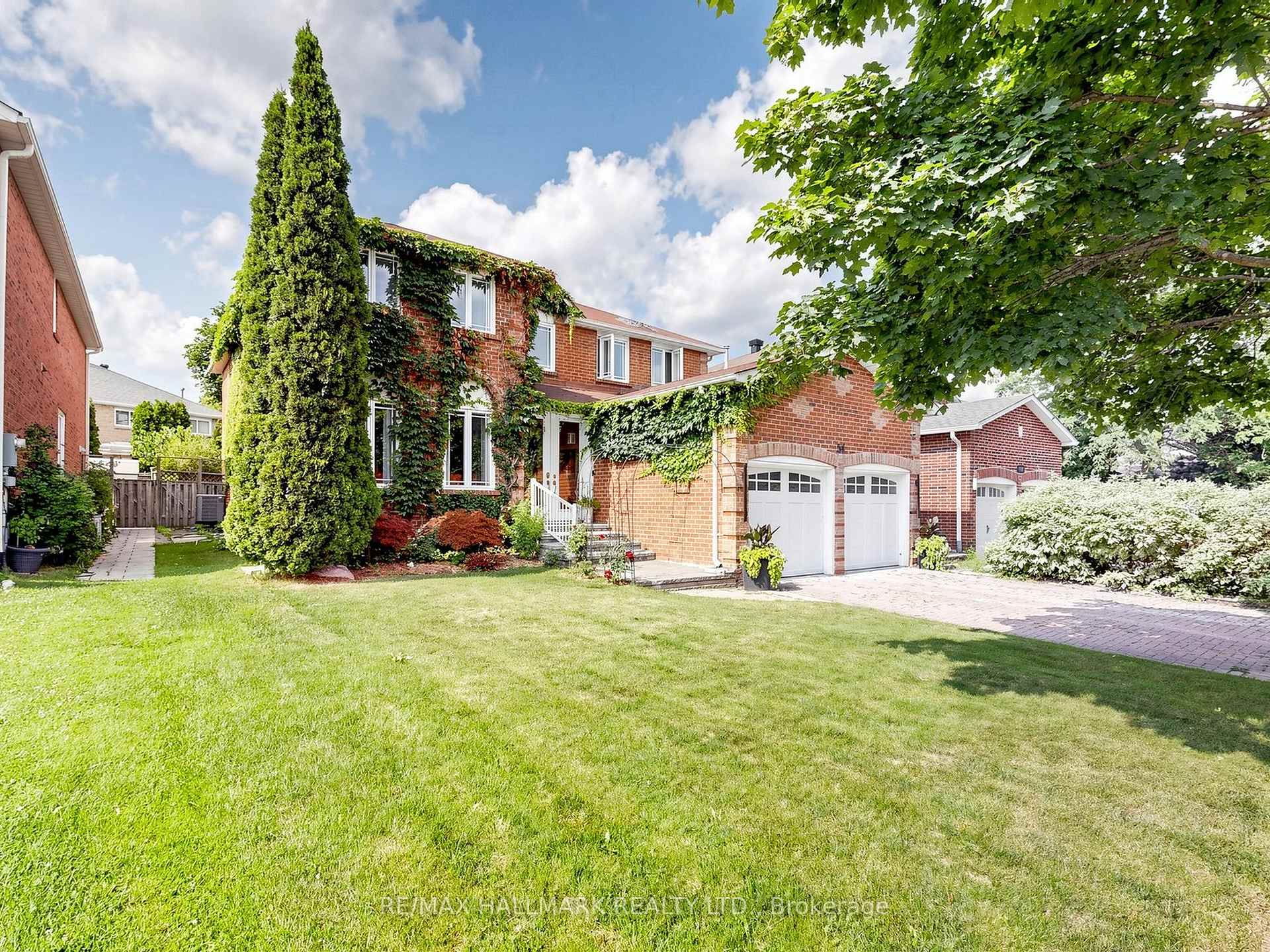 Photo 2 of 54 Stave Crescent, Richmond Hill, Westbrook — HOMEH