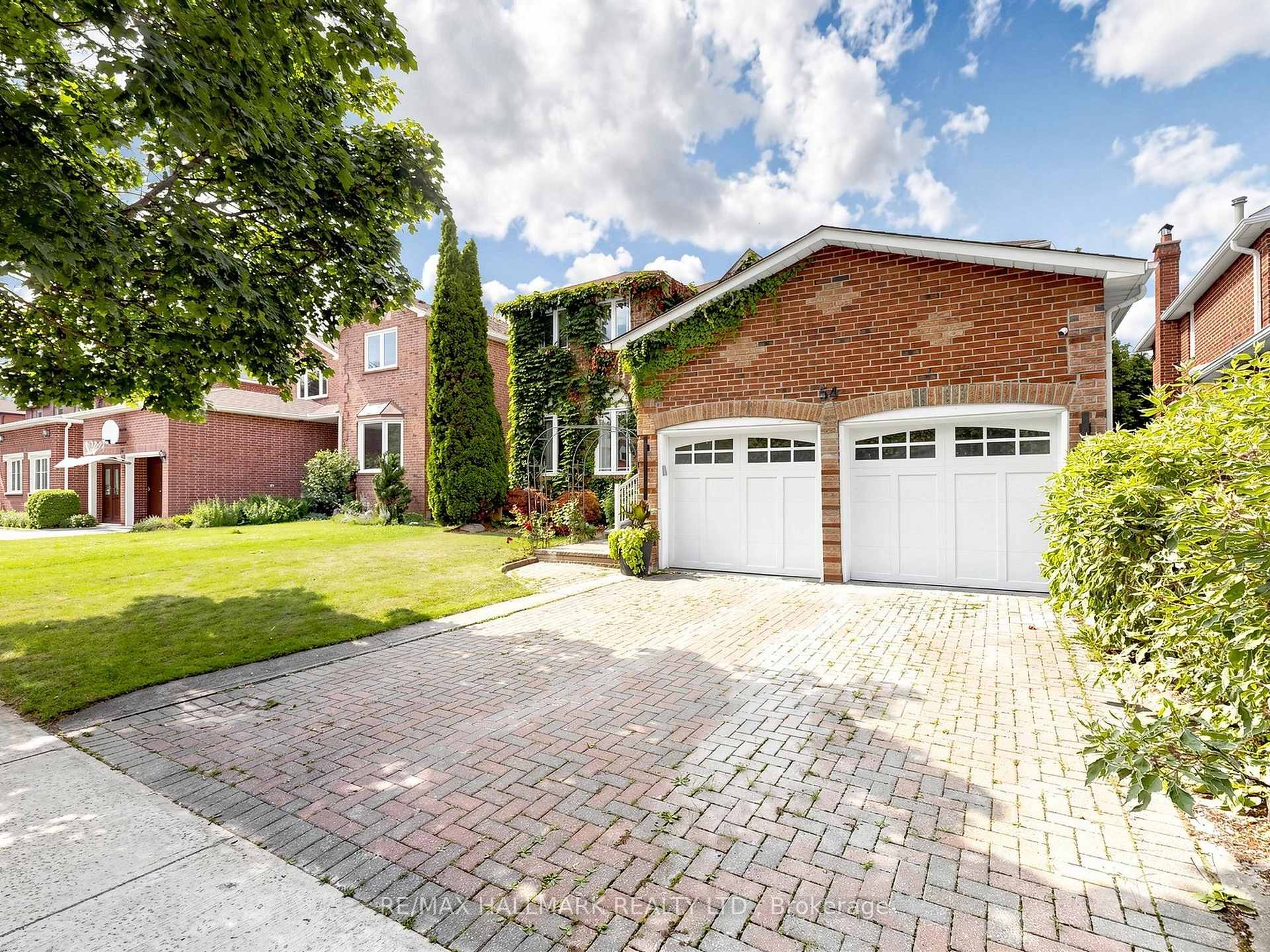 Photo 3 of 54 Stave Crescent, Richmond Hill, Westbrook — HOMEH