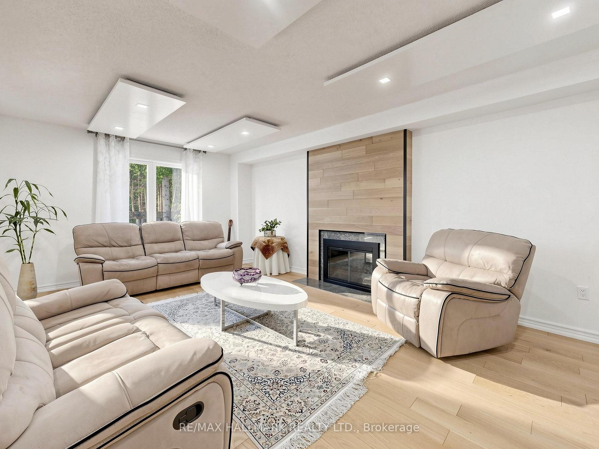 Photo 10 of 54 Stave Crescent, Richmond Hill, Westbrook — HOMEH