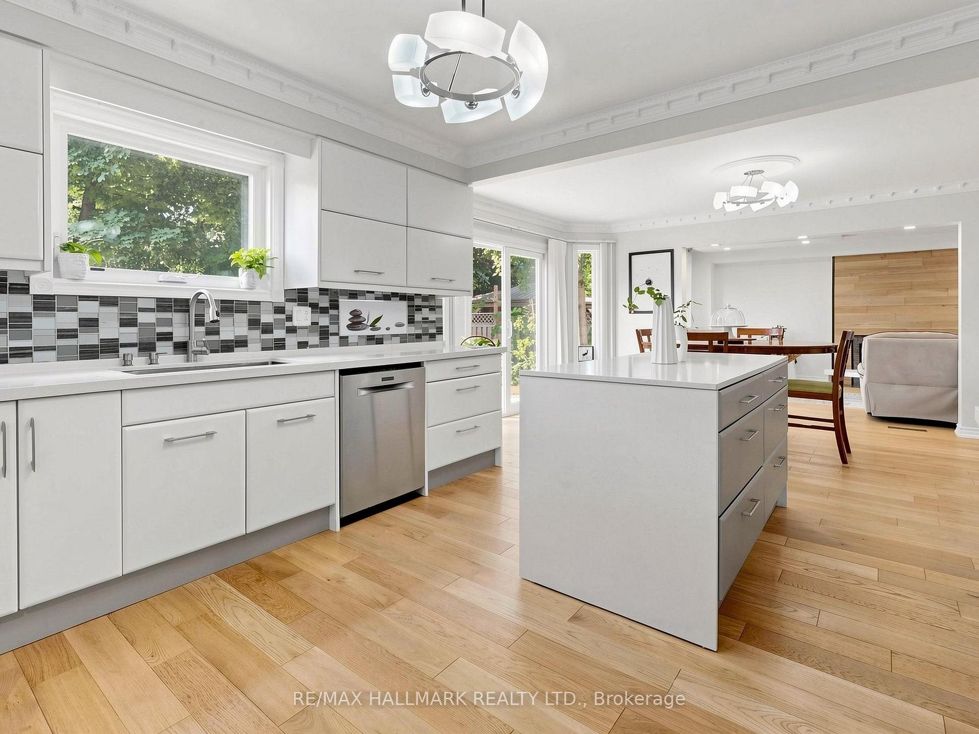 Photo 18 of 54 Stave Crescent, Richmond Hill, Westbrook — HOMEH