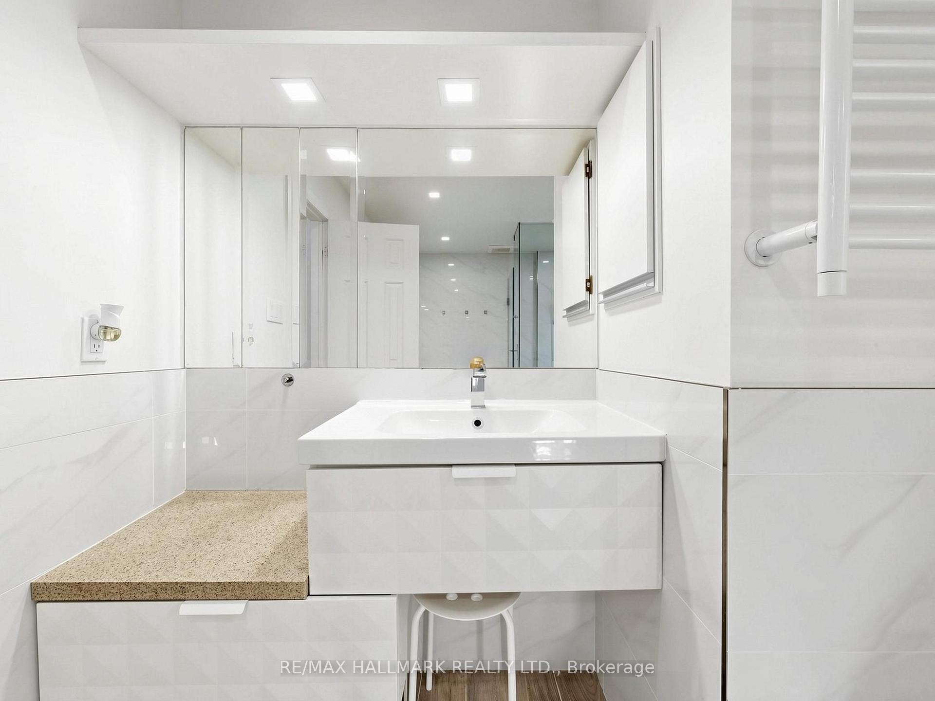 Photo 27 of 54 Stave Crescent, Richmond Hill, Westbrook — HOMEH
