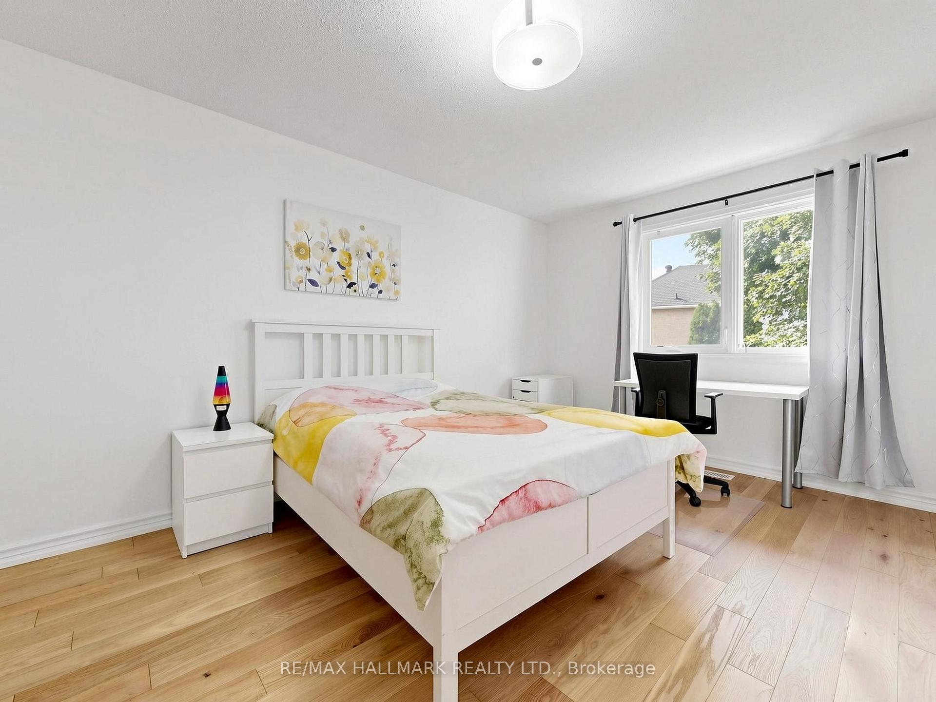 Photo 31 of 54 Stave Crescent, Richmond Hill, Westbrook — HOMEH
