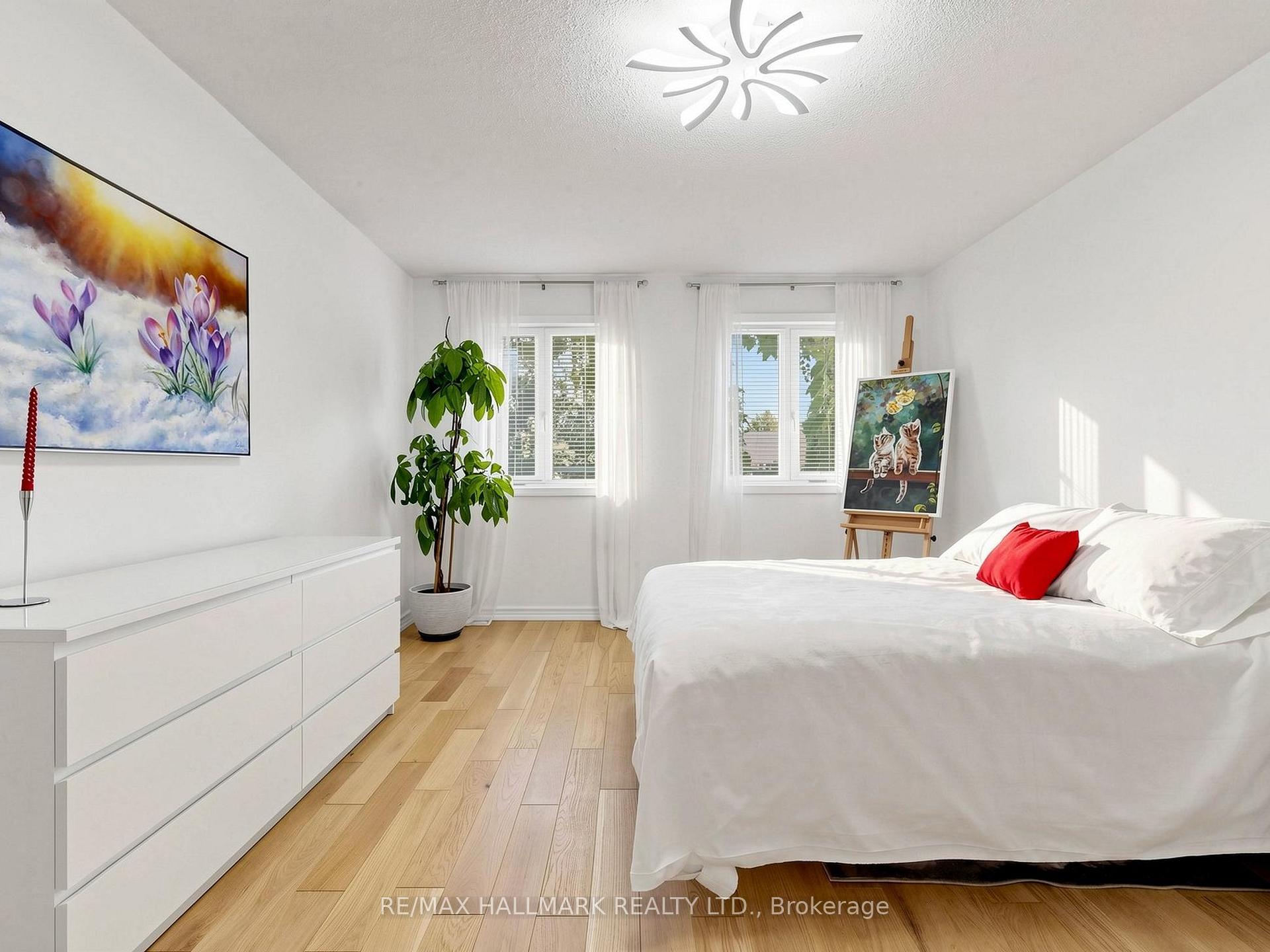 Photo 35 of 54 Stave Crescent, Richmond Hill, Westbrook — HOMEH
