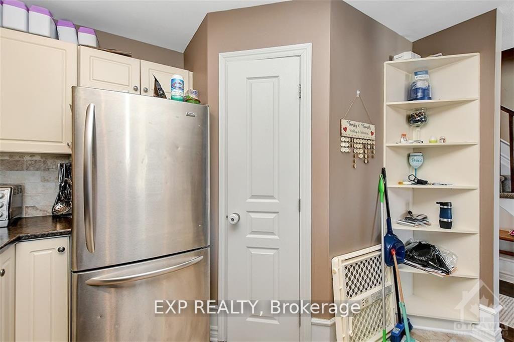Photo 12 of 535 Salzburg Drive, Ottawa, Notting Hill/Summerside — HOMEH