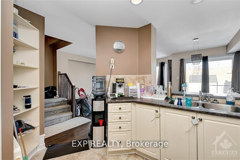 Photo 13 of 535 Salzburg Drive, Ottawa, Notting Hill/Summerside — HOMEH
