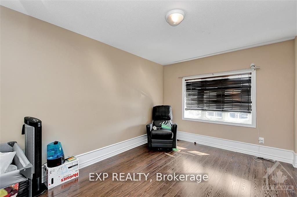 Photo 16 of 535 Salzburg Drive, Ottawa, Notting Hill/Summerside — HOMEH