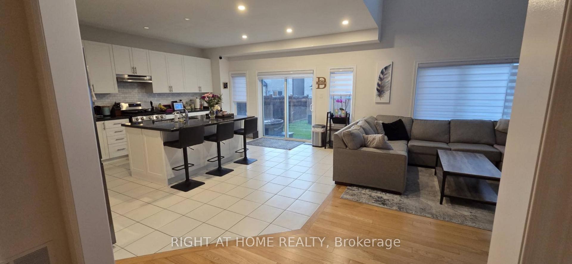 Photo 7 of 941 Wickham Road, Innisfil, Alcona — HOMEH