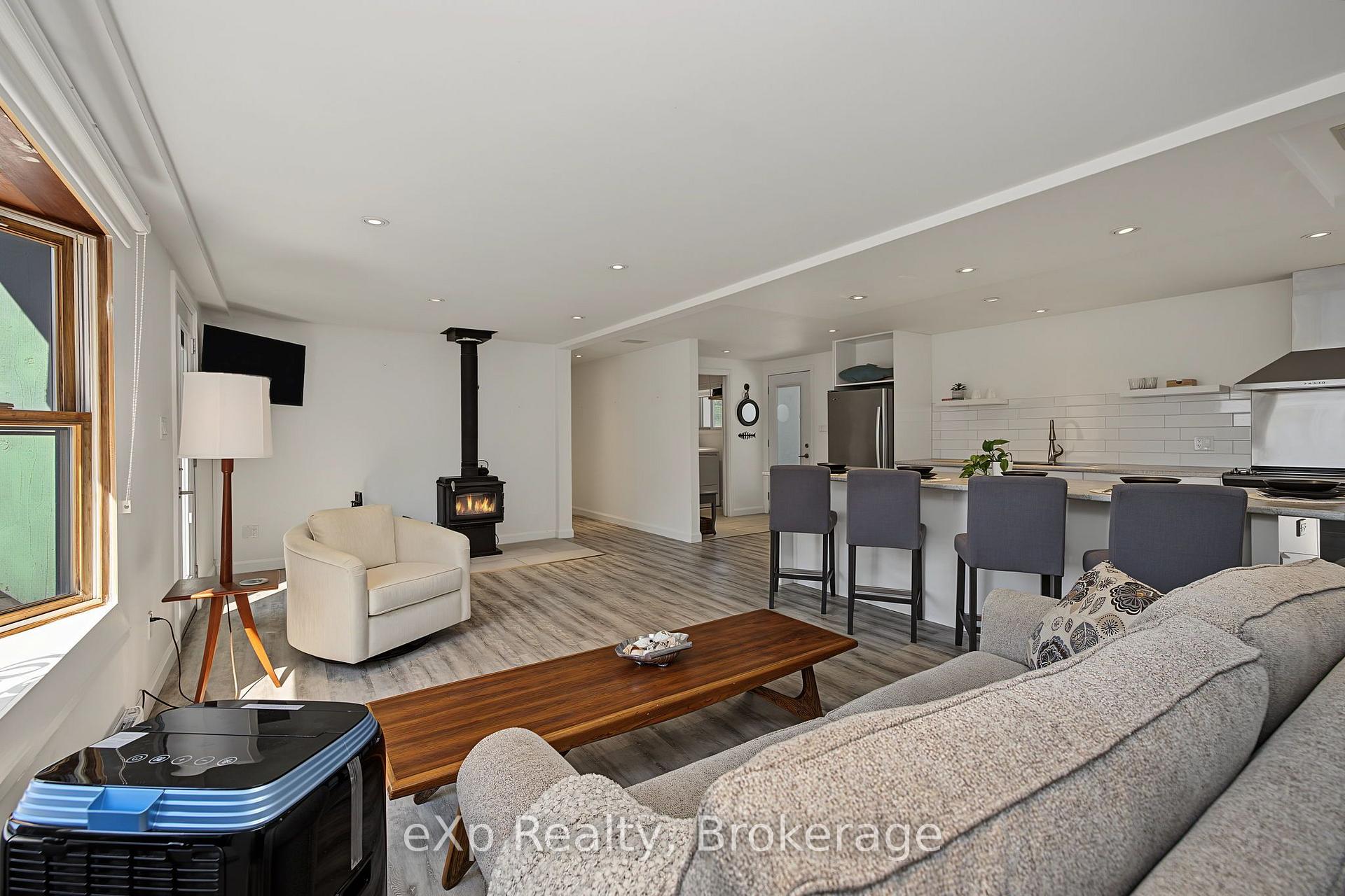 Photo 9 of 3 Bayview Drive, Carling — HOMEH