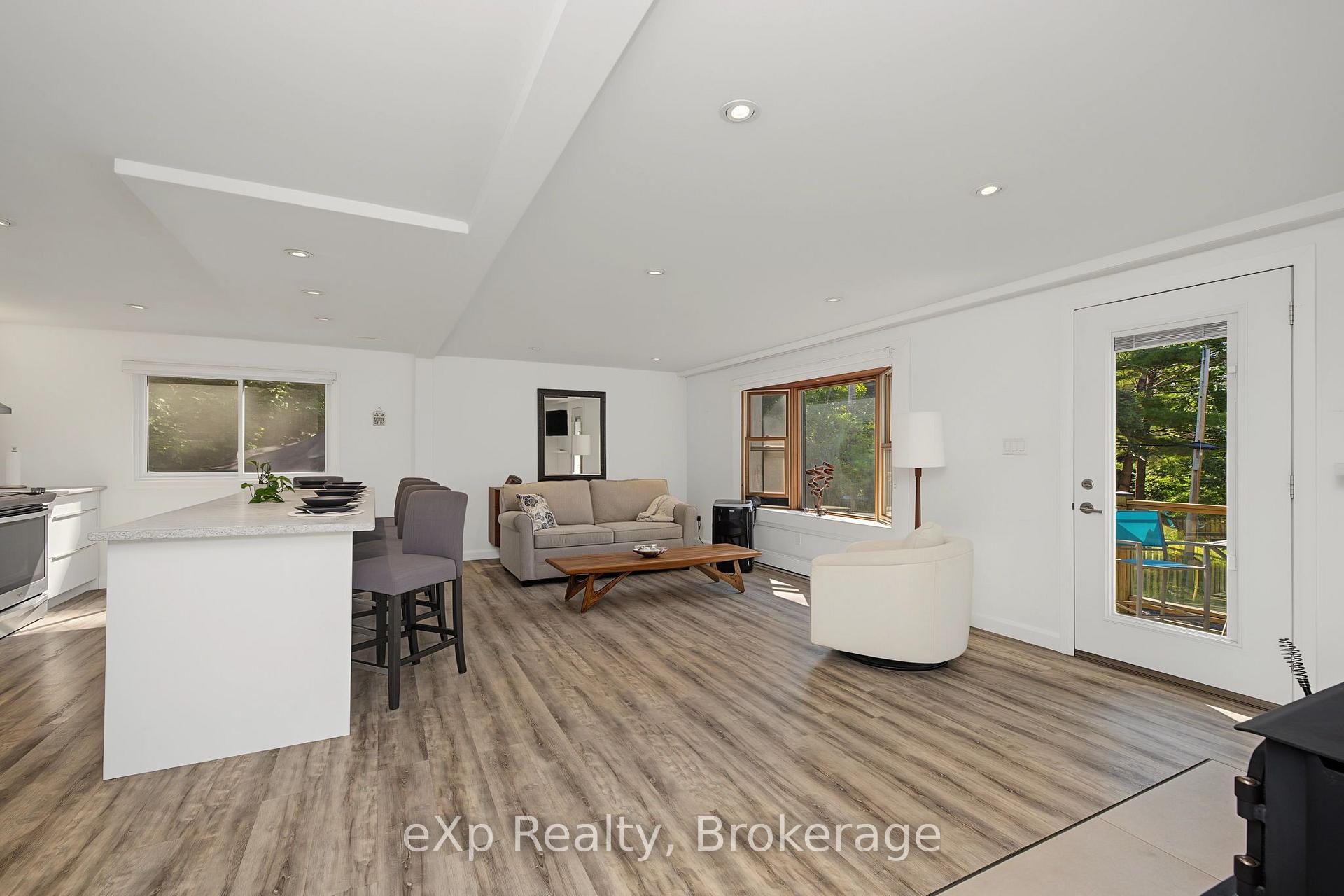 Photo 11 of 3 Bayview Drive, Carling — HOMEH