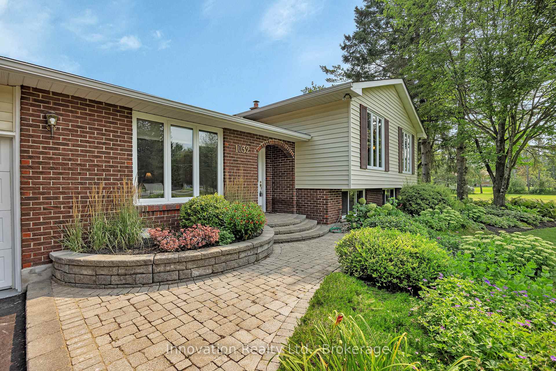 Photo 2 of 1032 William Mooney Road, Ottawa, Huntley Ward (South East) — HOMEH