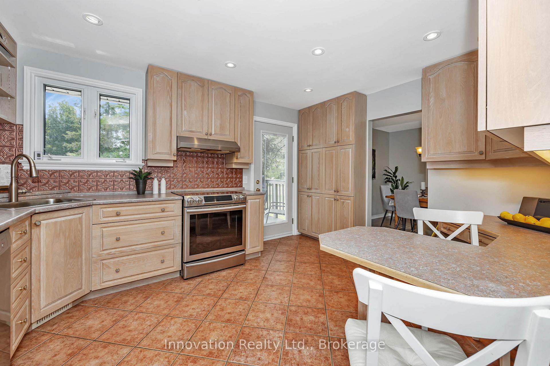 Photo 7 of 1032 William Mooney Road, Ottawa, Huntley Ward (South East) — HOMEH