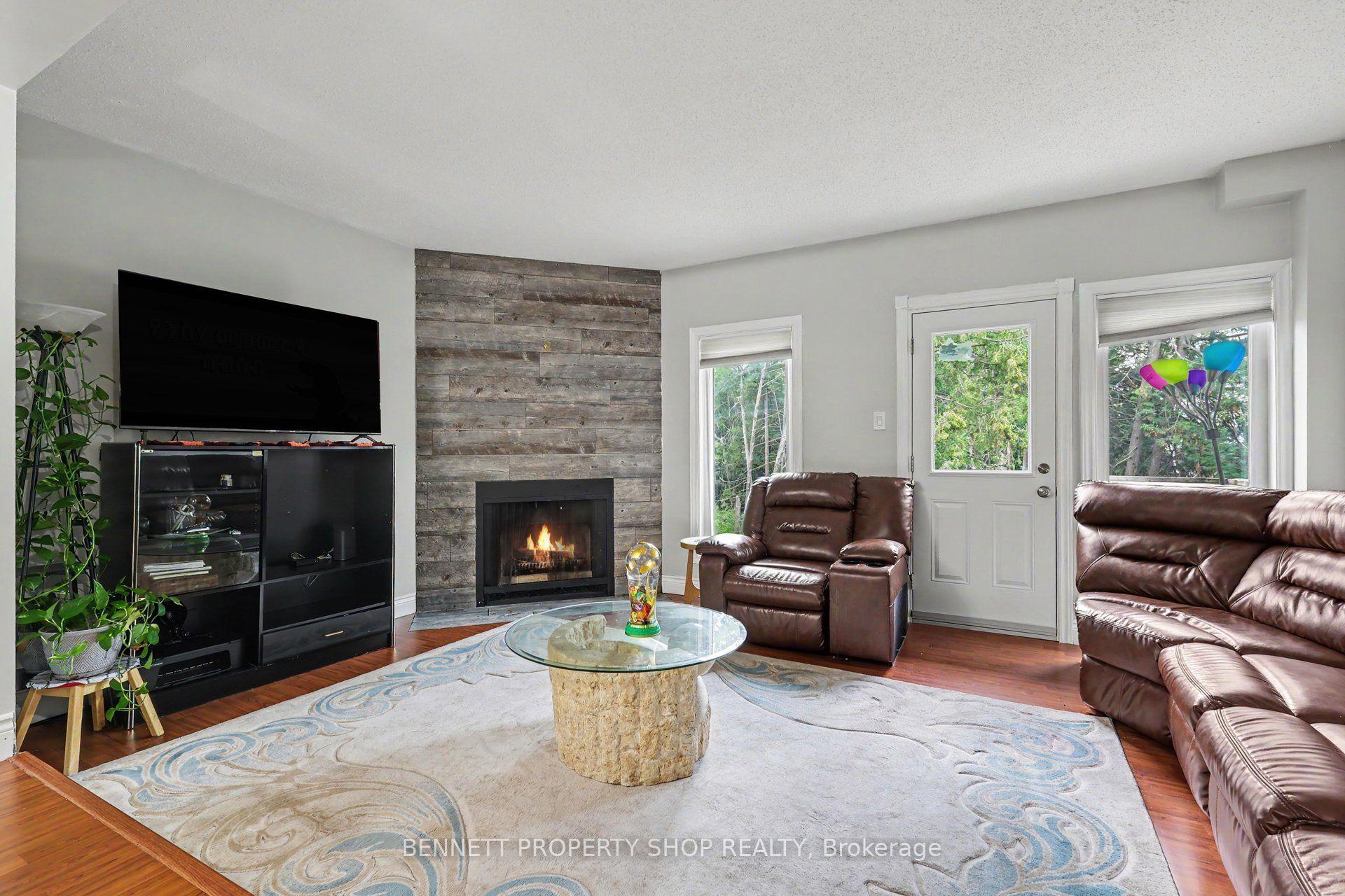 Photo 4 of 19 Lightfoot Place, Ottawa, Kanata - Katimavik — HOMEH
