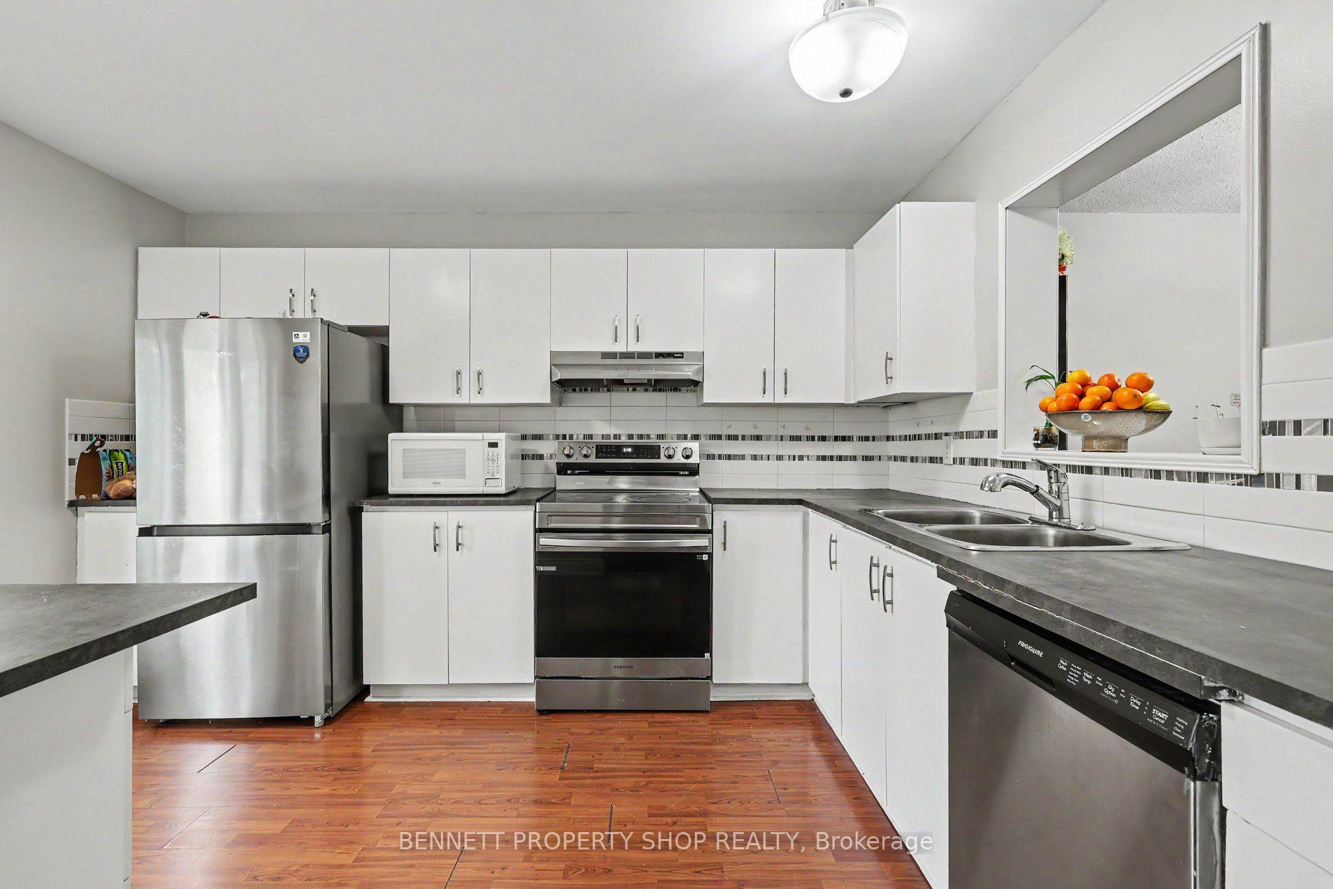 Photo 6 of 19 Lightfoot Place, Ottawa, Kanata - Katimavik — HOMEH