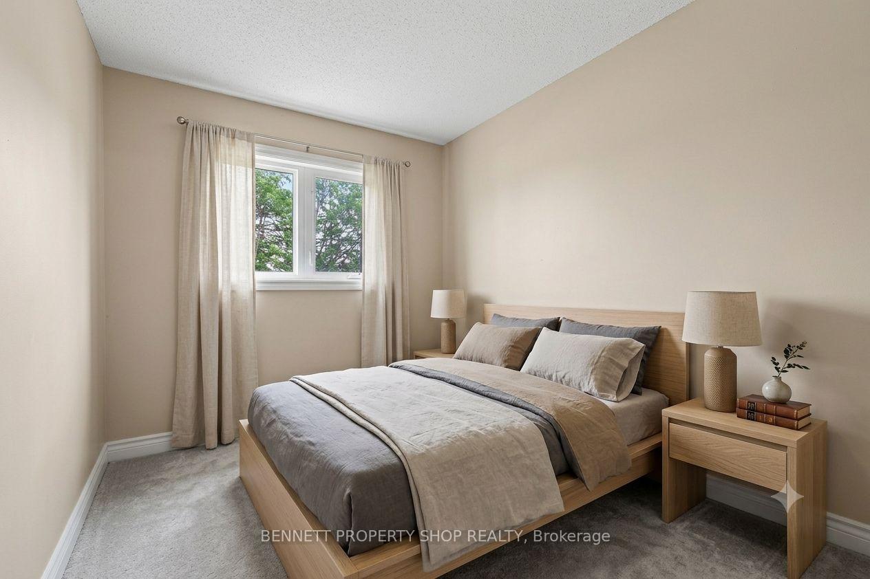 Photo 12 of 19 Lightfoot Place, Ottawa, Kanata - Katimavik — HOMEH