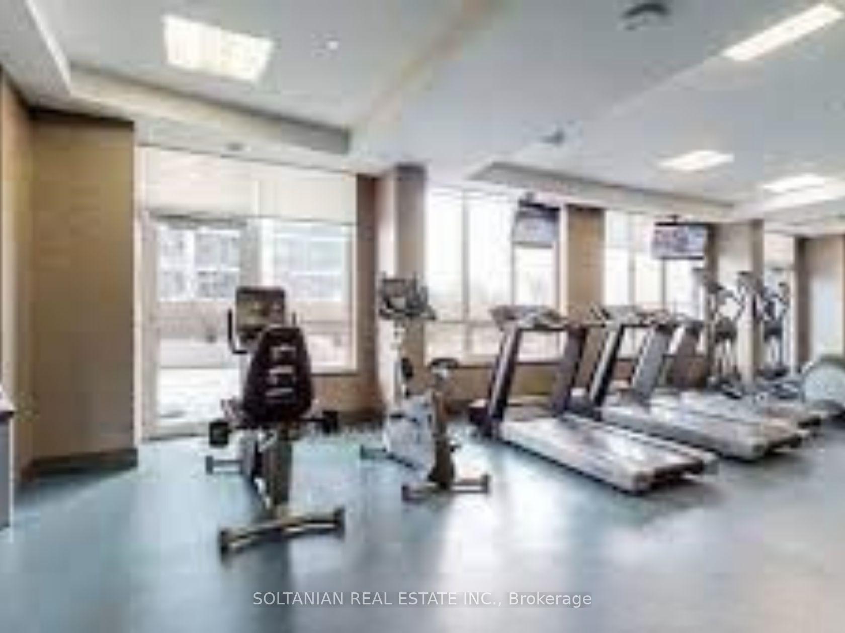 Photo 10 of Unit 817, 7161 Yonge Street, Markham, Thornhill — HOMEH