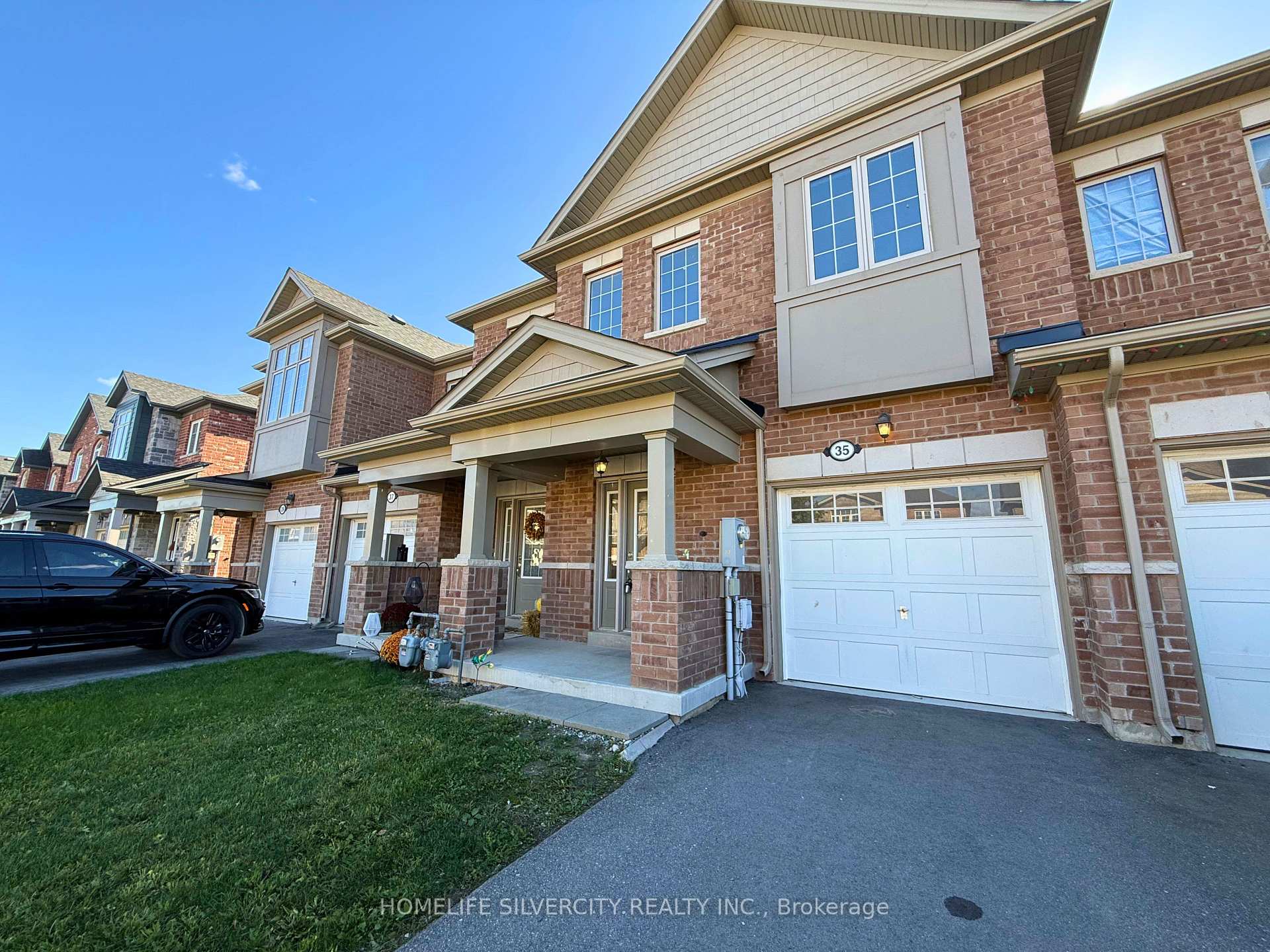 Photo 2 of 35 Sparkle Drive, Thorold, Rolling Meadows — HOMEH