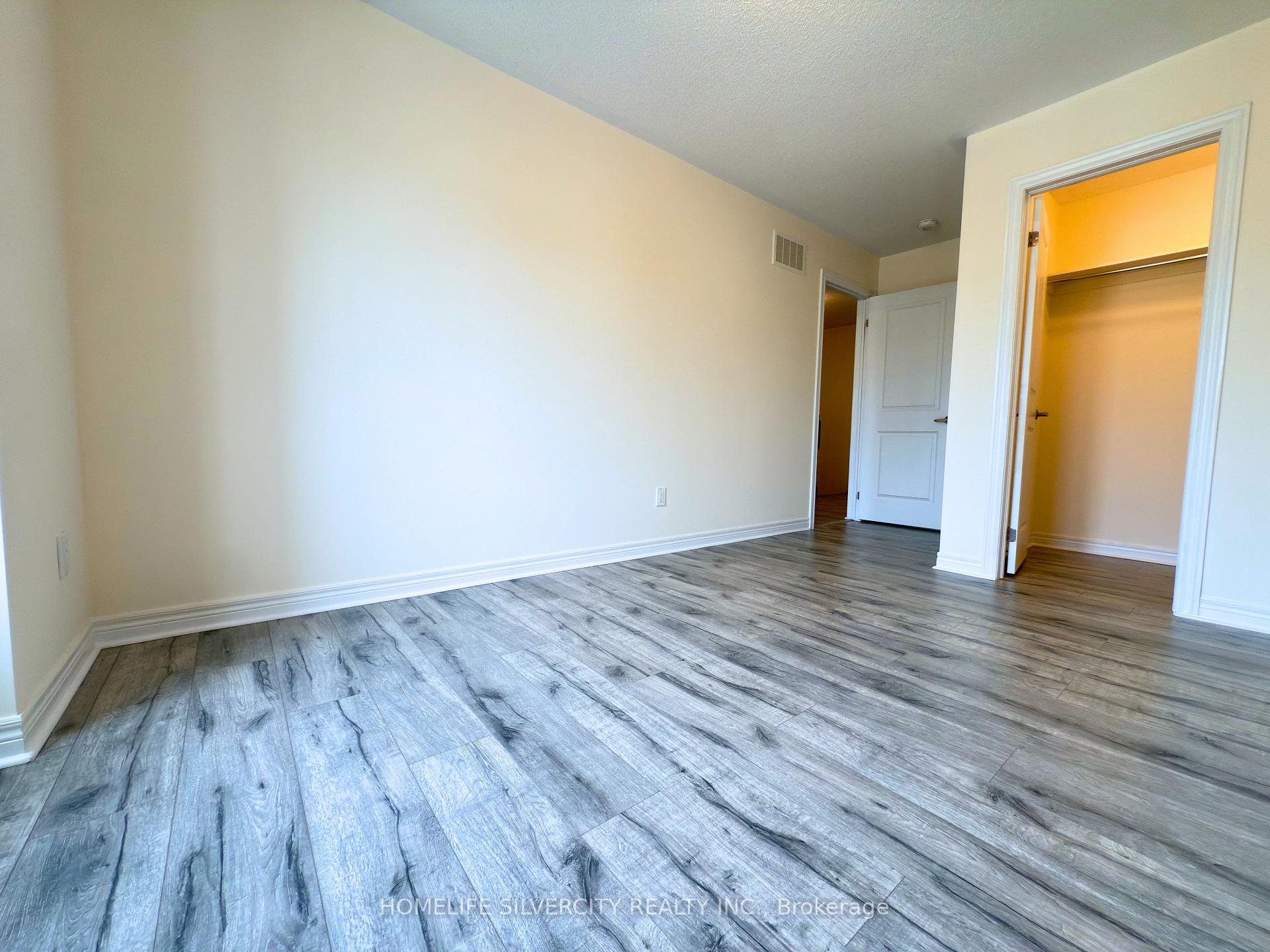 Photo 21 of 35 Sparkle Drive, Thorold, Rolling Meadows — HOMEH