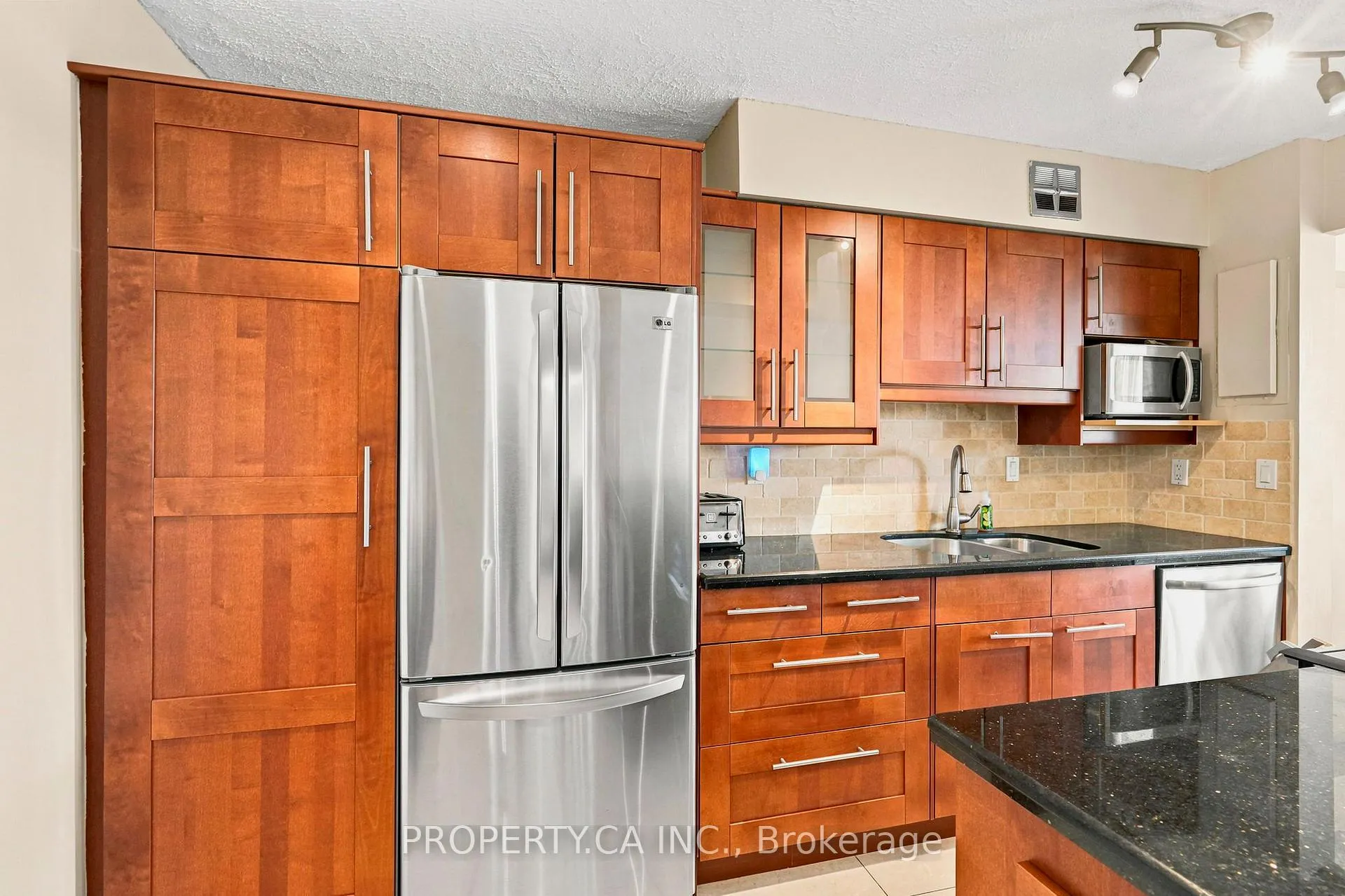 Photo 11 of Unit 1107, 1964 Main Street W, Hamilton, Ainslie Wood — HOMEH